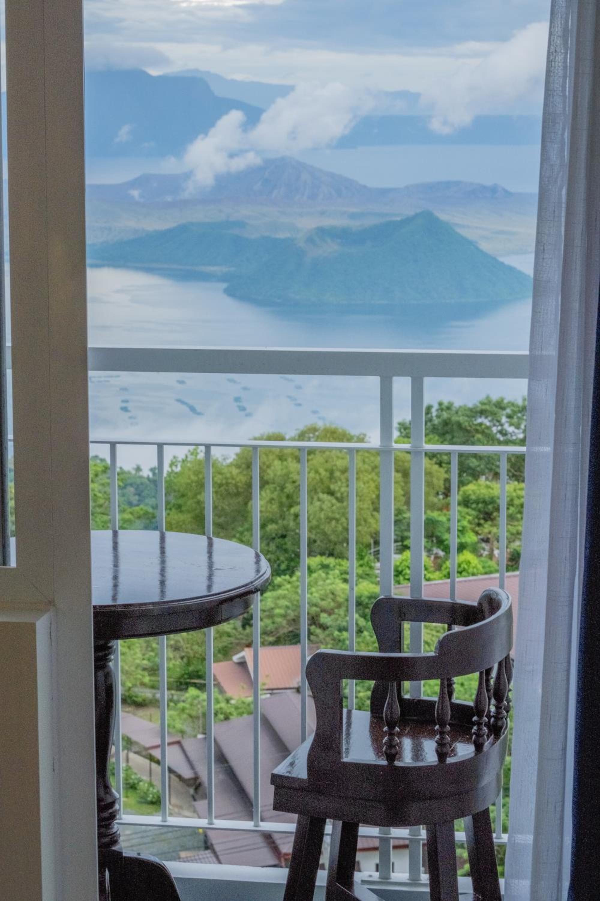 Studio with Lake View photo 3