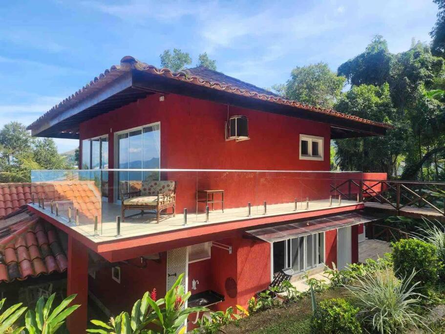 Seven-Bedroom House photo 3