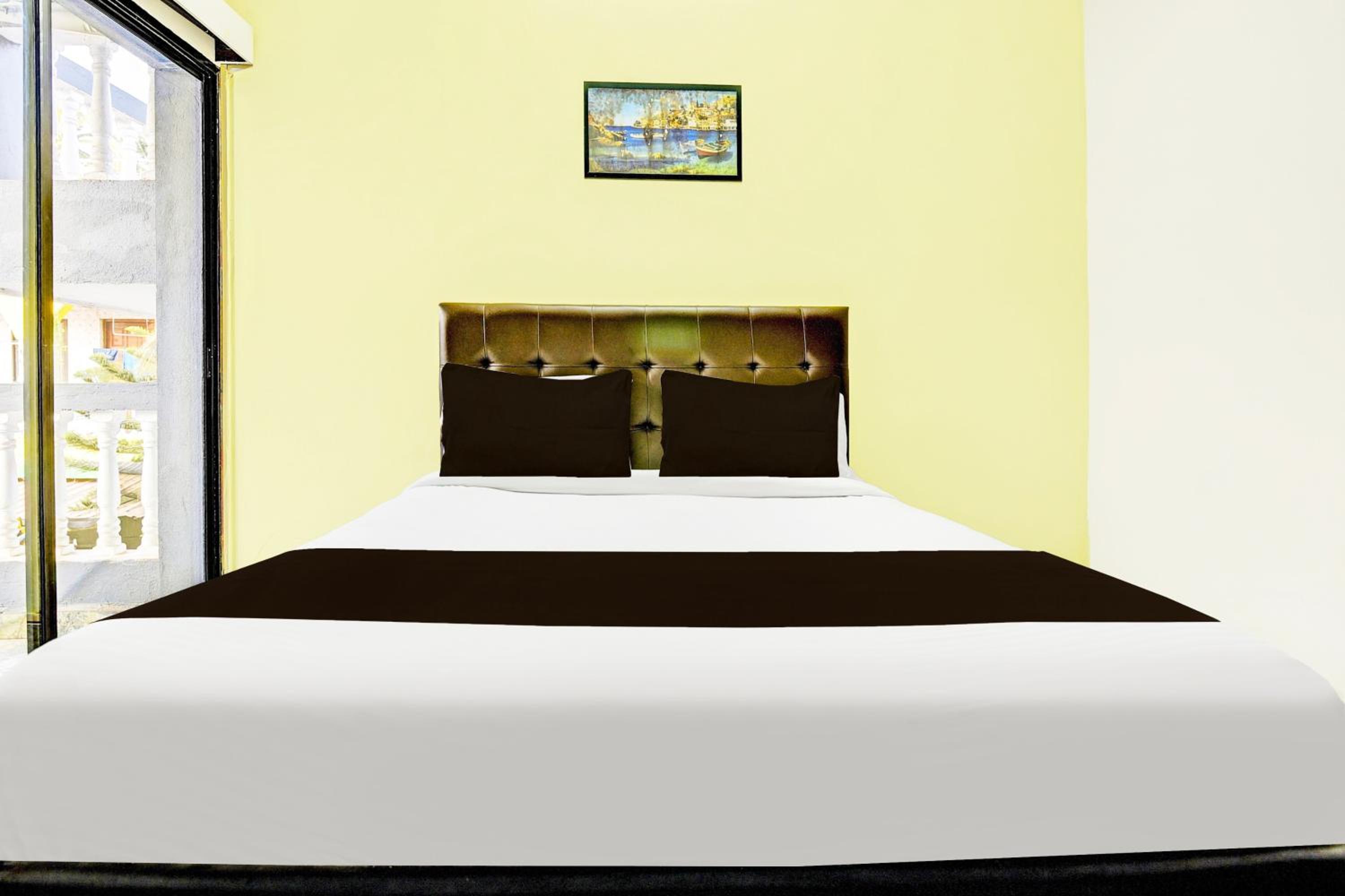 Classic Triple Room photo 1