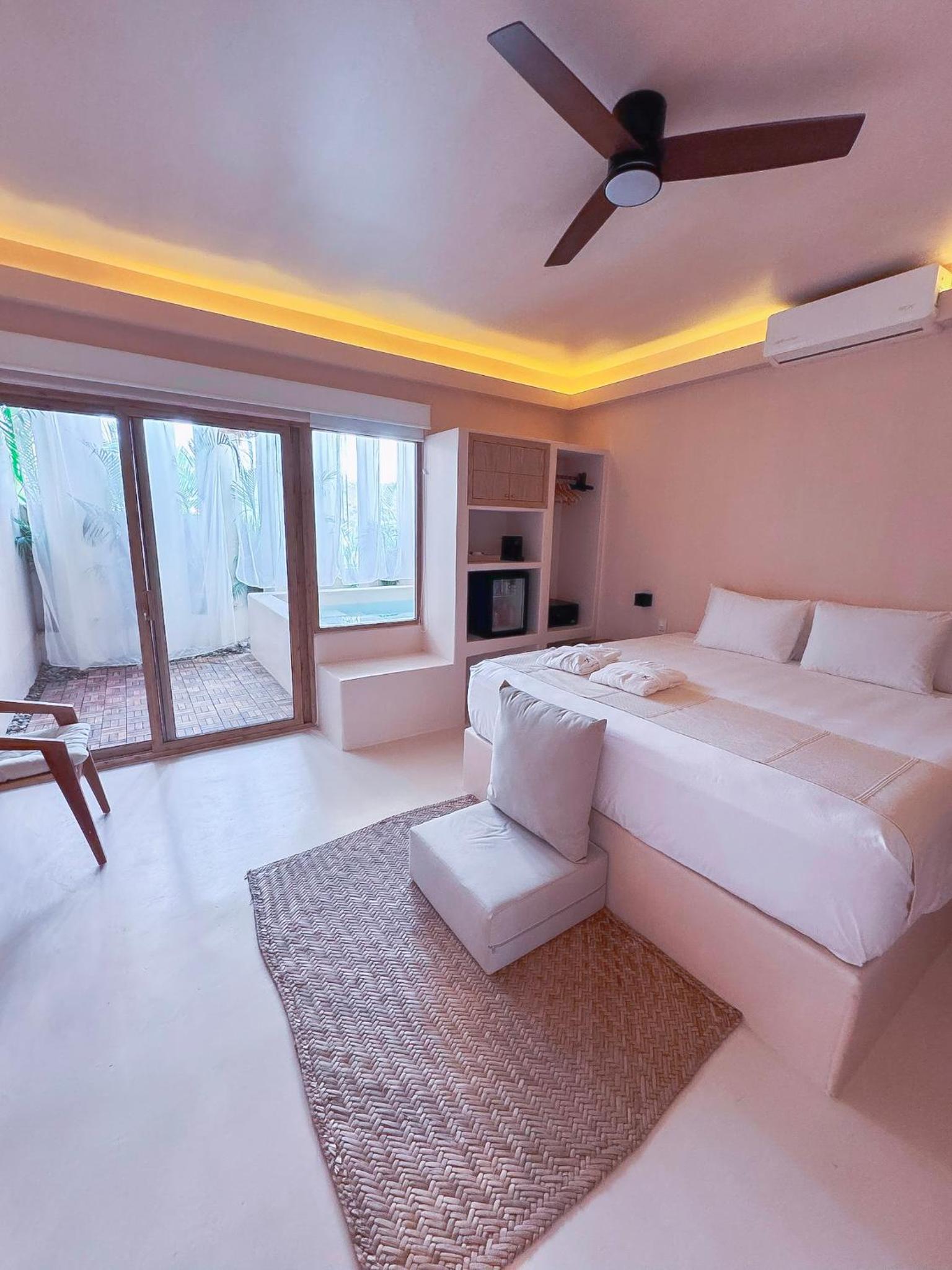 Suite with Private Pool