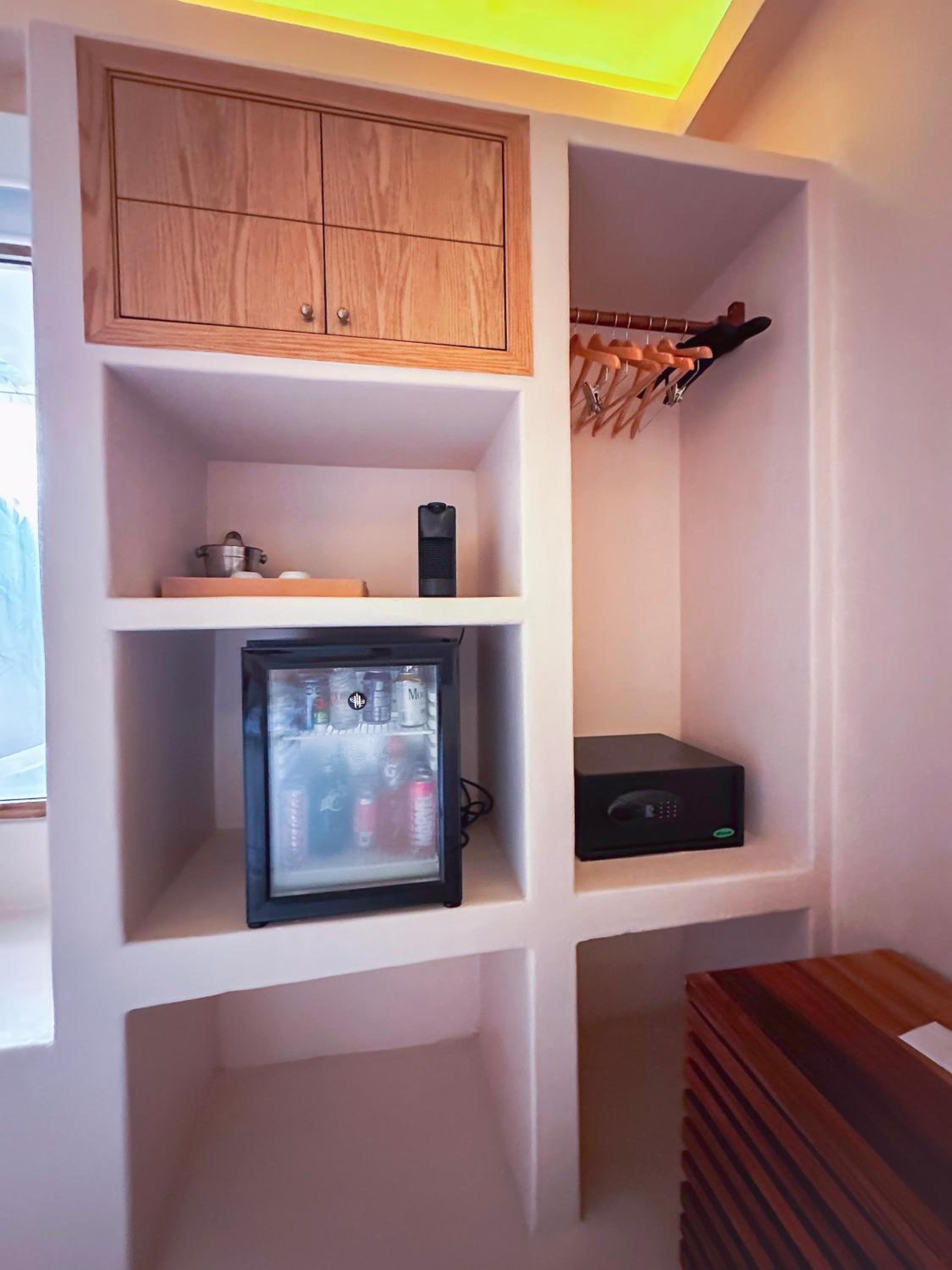 Suite with Private Pool photo 2