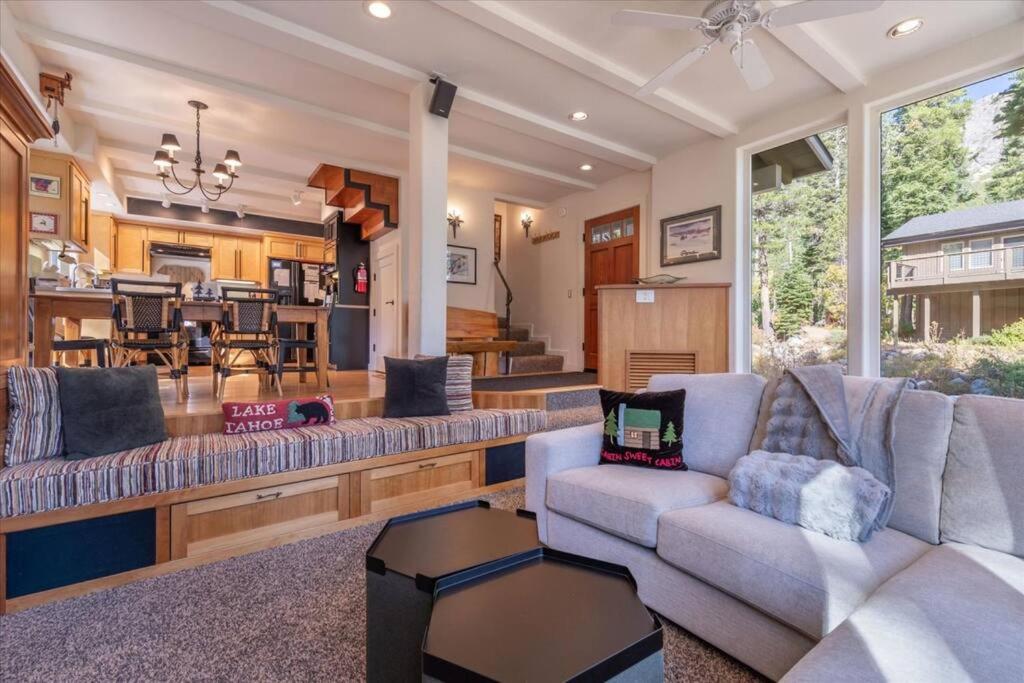 Three-Bedroom House photo 1