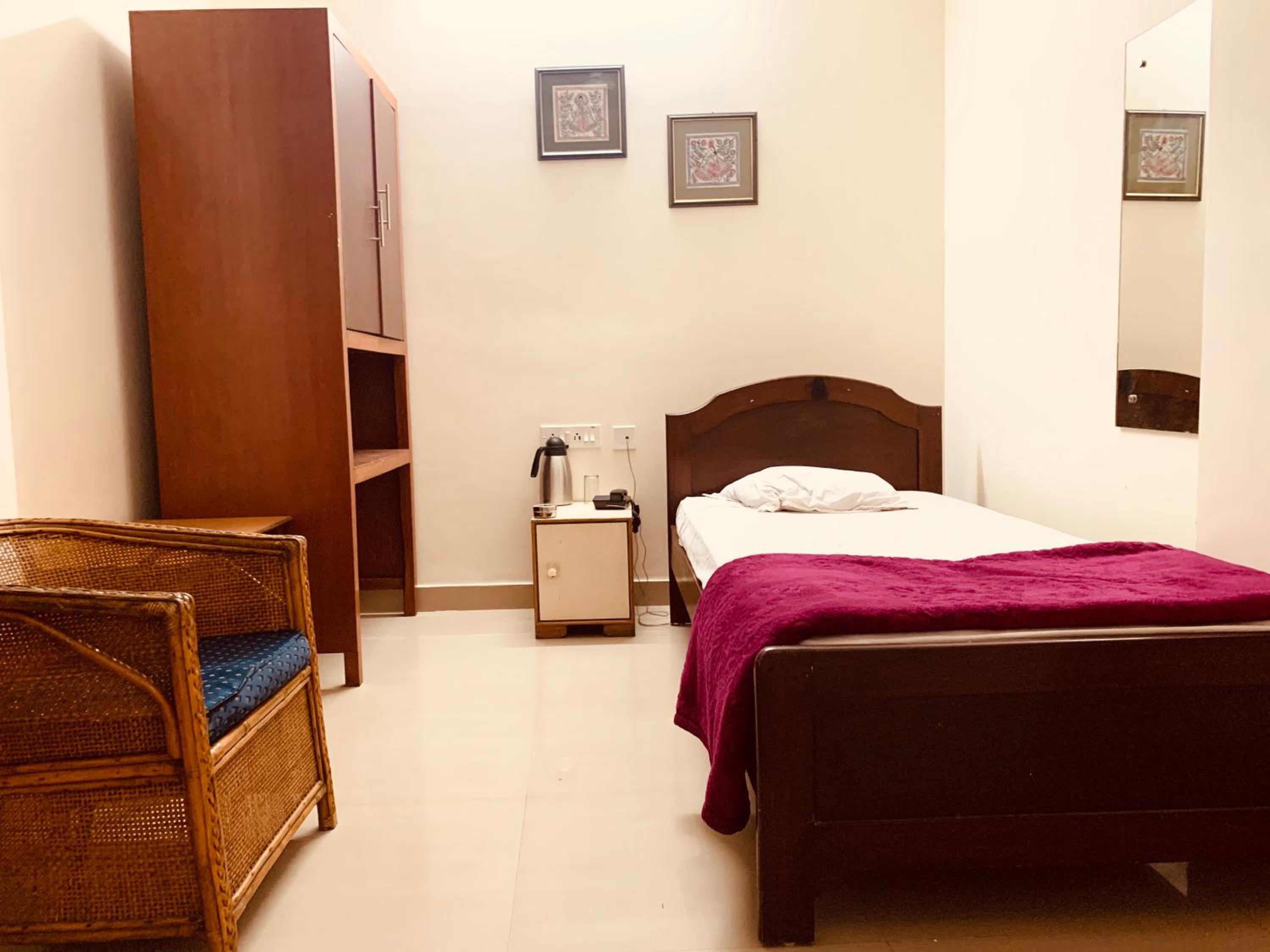 Superior Single Room - Photo 1