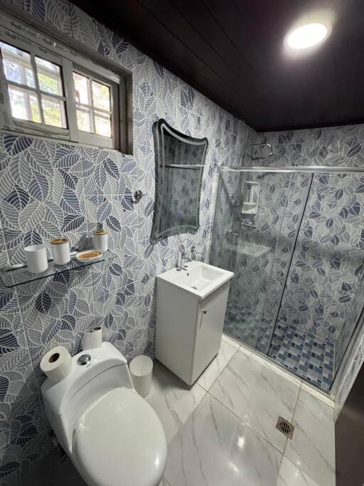 Three-Bedroom Villa photo 2