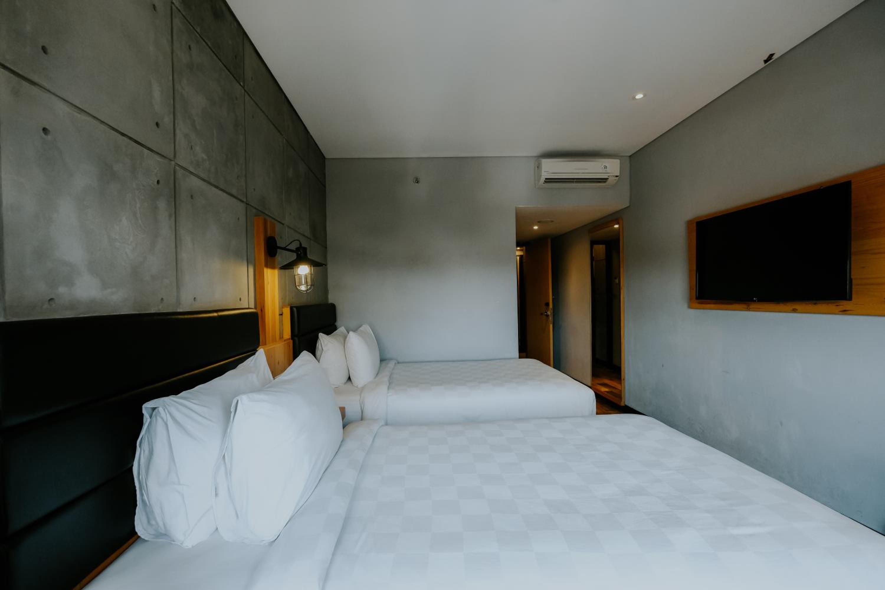 Deluxe Twin Room photo 3
