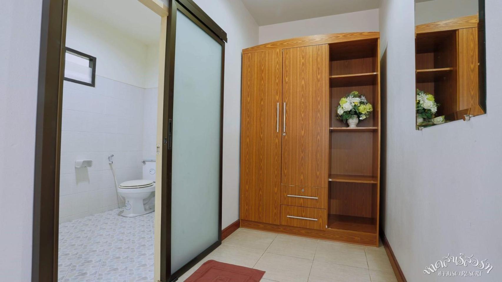 Deluxe Double or Twin Room with Sea View photo 2