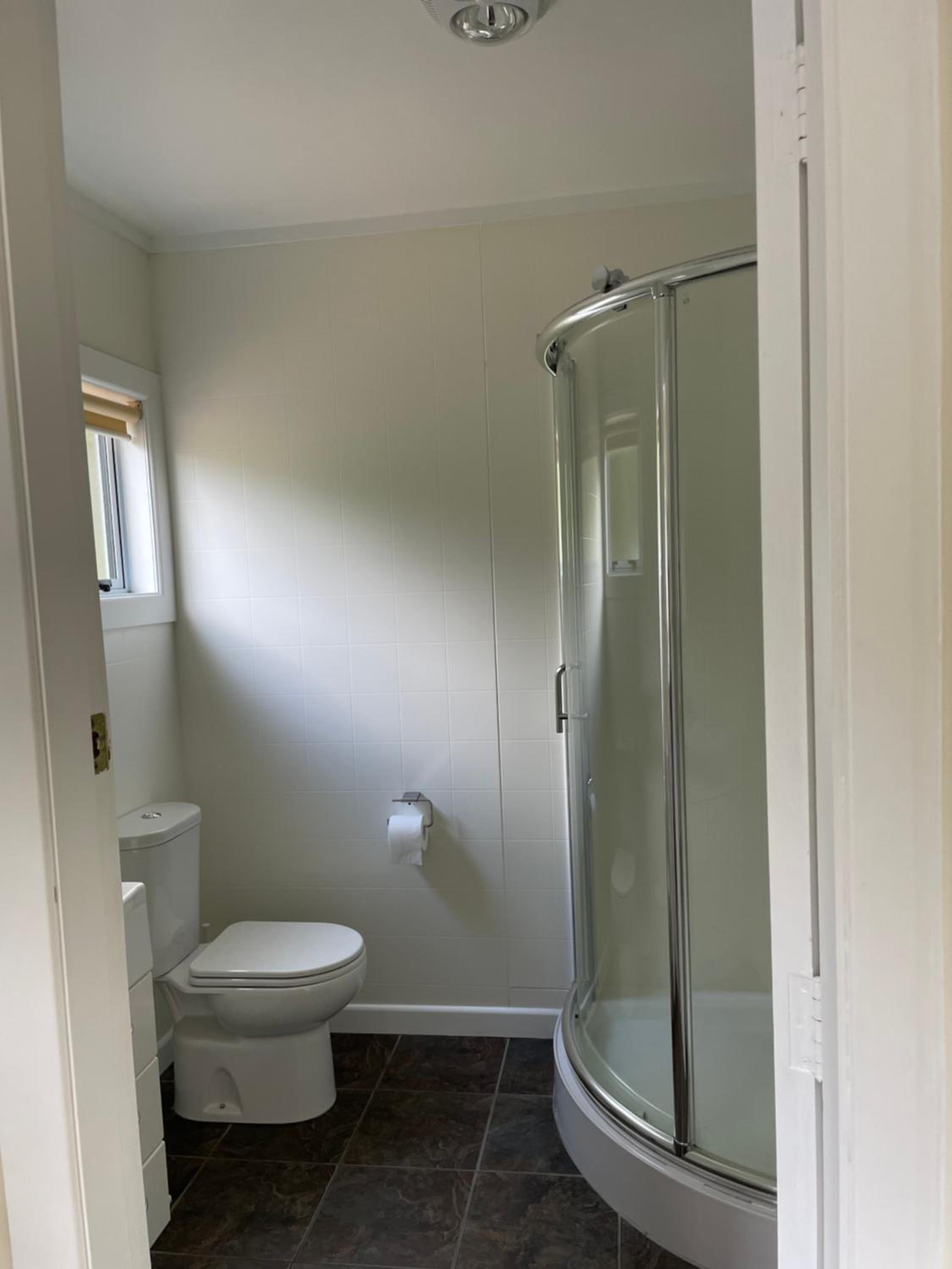 1 Bedroom unit - Photo 4