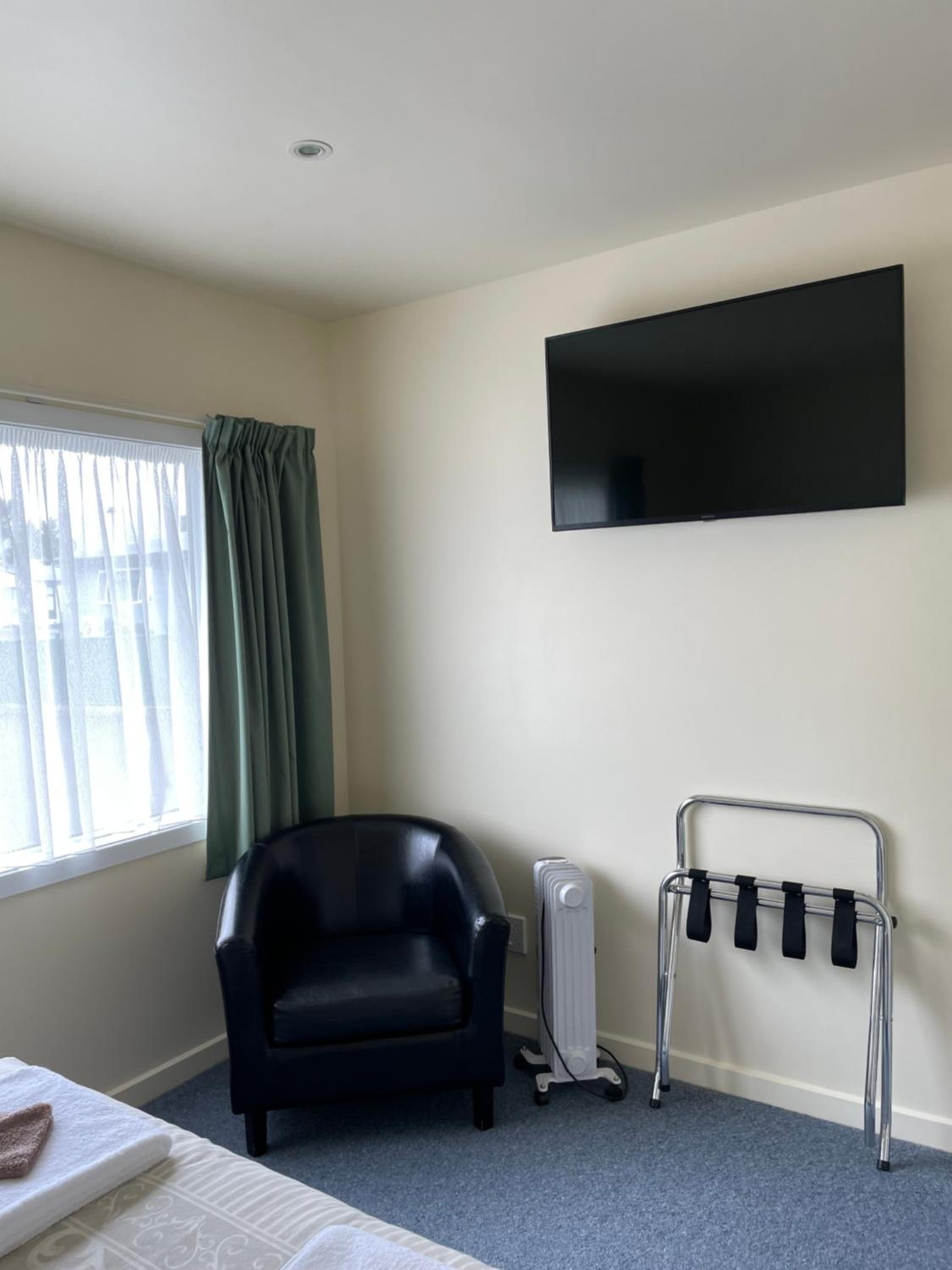 2 Bedroom Unit - Photo 13