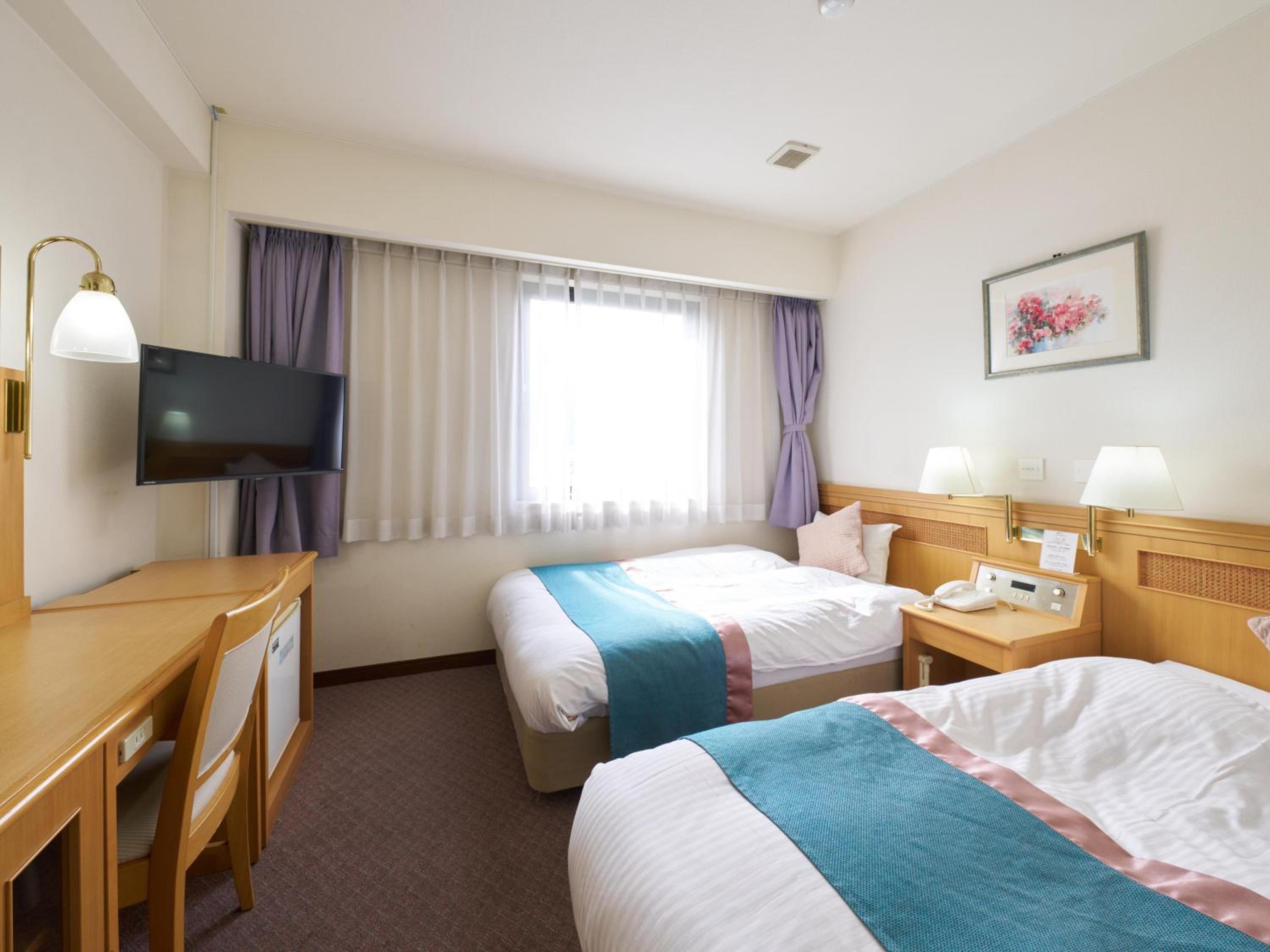 Standard Twin Room photo 2