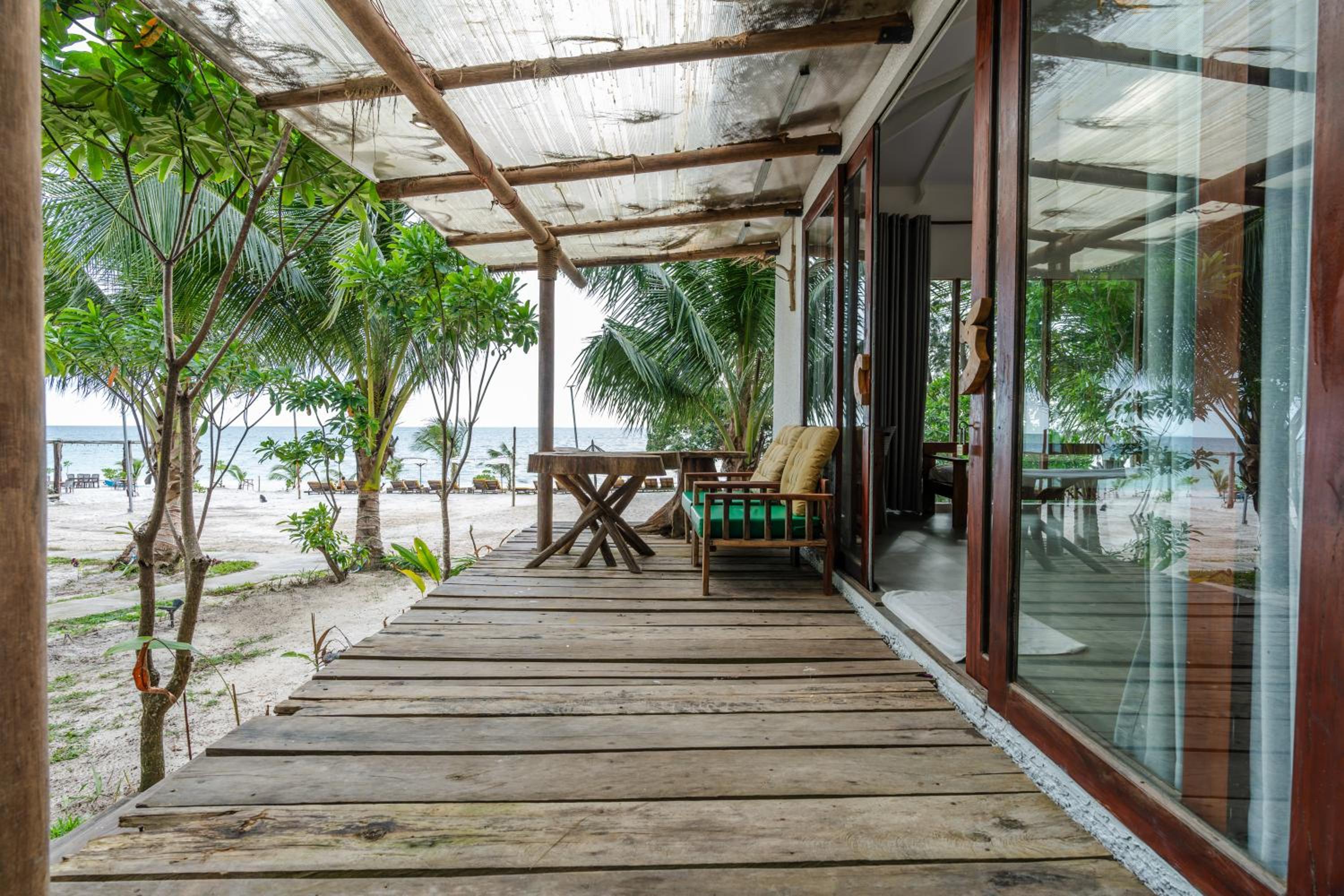 King Room with Sea View - Photo 9