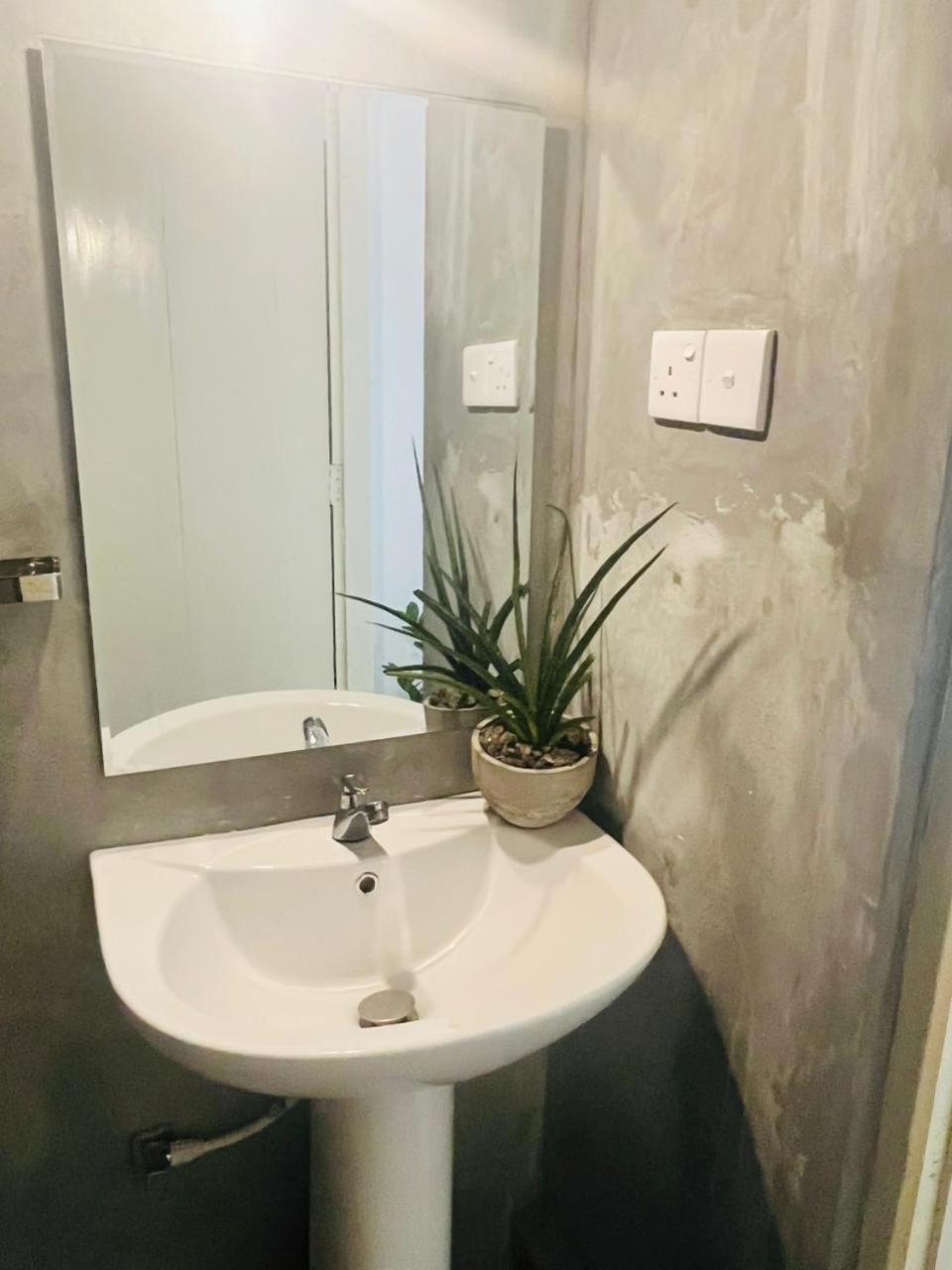 Double Room with Private Bathroom photo 1