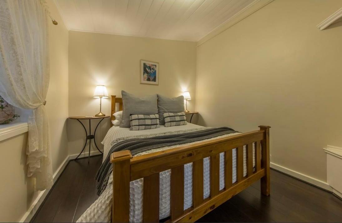 Two-Bedroom Cottage photo 3