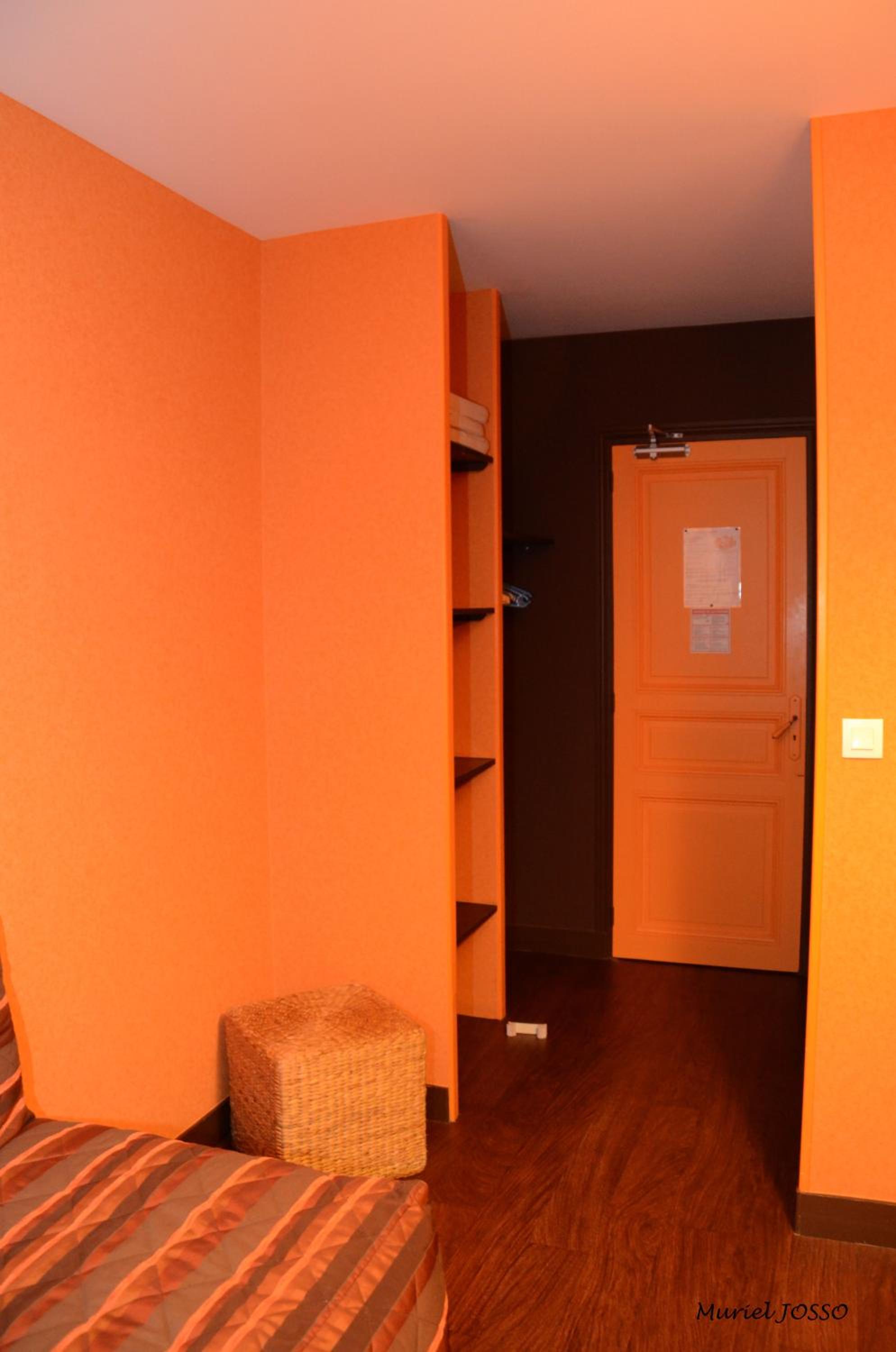 Triple Room (2 Adults + 1 Child) photo 2