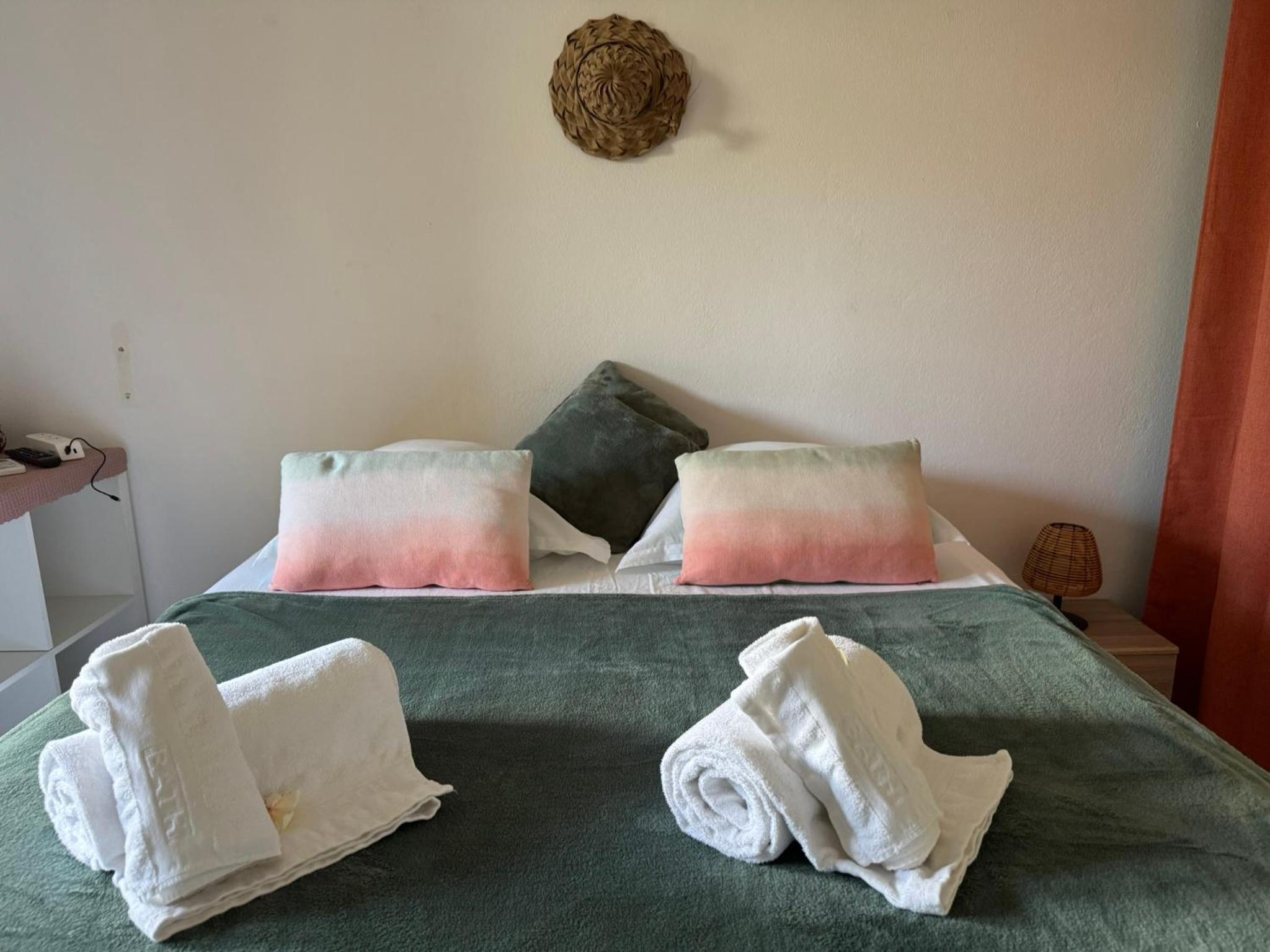 Double Room With Shared Bathroom photo 1