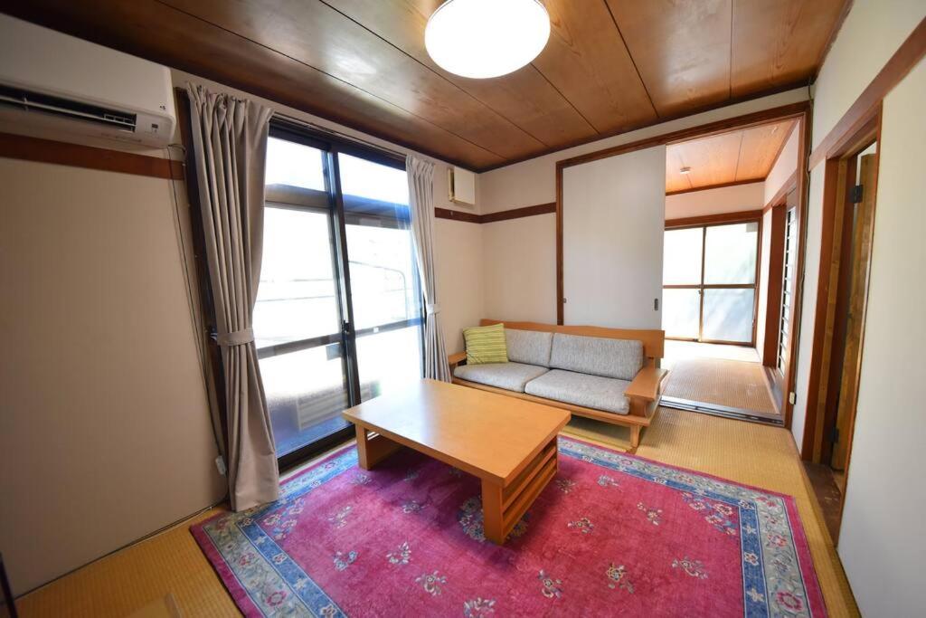 One-Bedroom Apartment with View photo 1