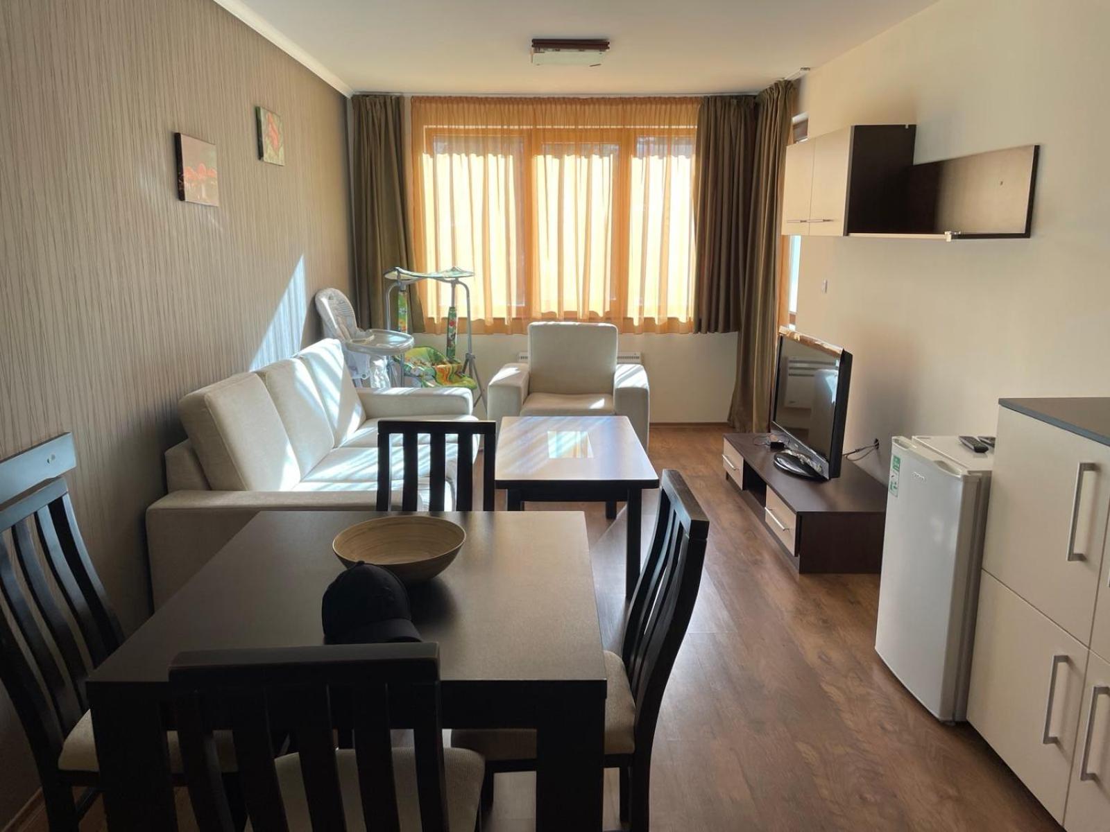 One-Bedroom Apartment With Balcony photo 1