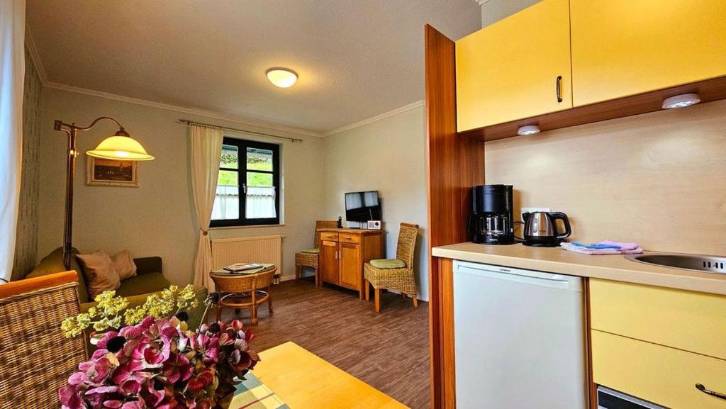 One-Bedroom Apartment photo 3