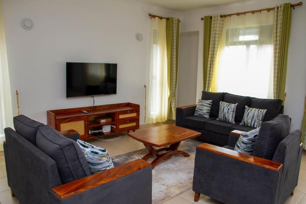 Three-Bedroom Apartment Suite photo 1