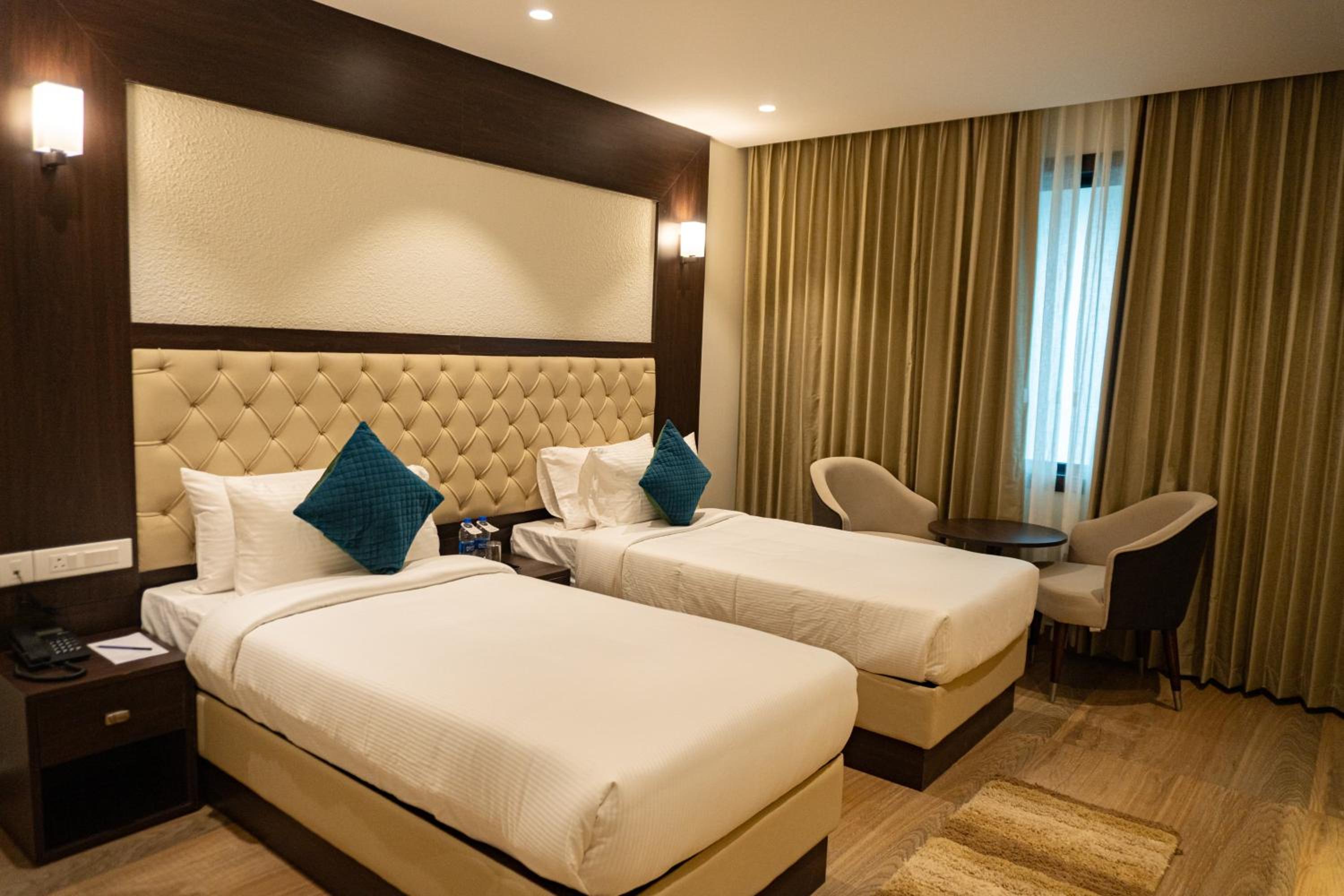 Deluxe Twin Room