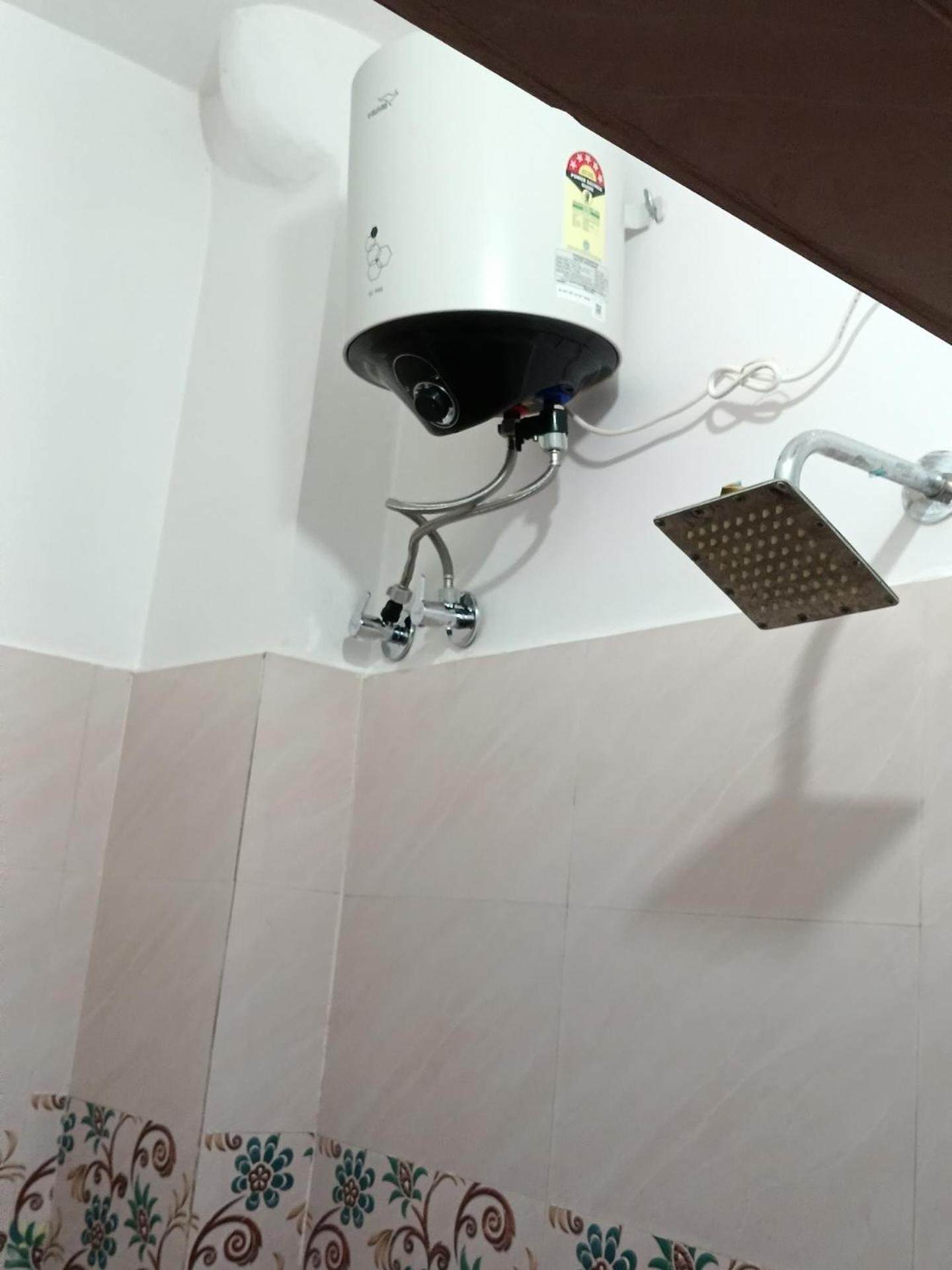 Double Room - Photo 5