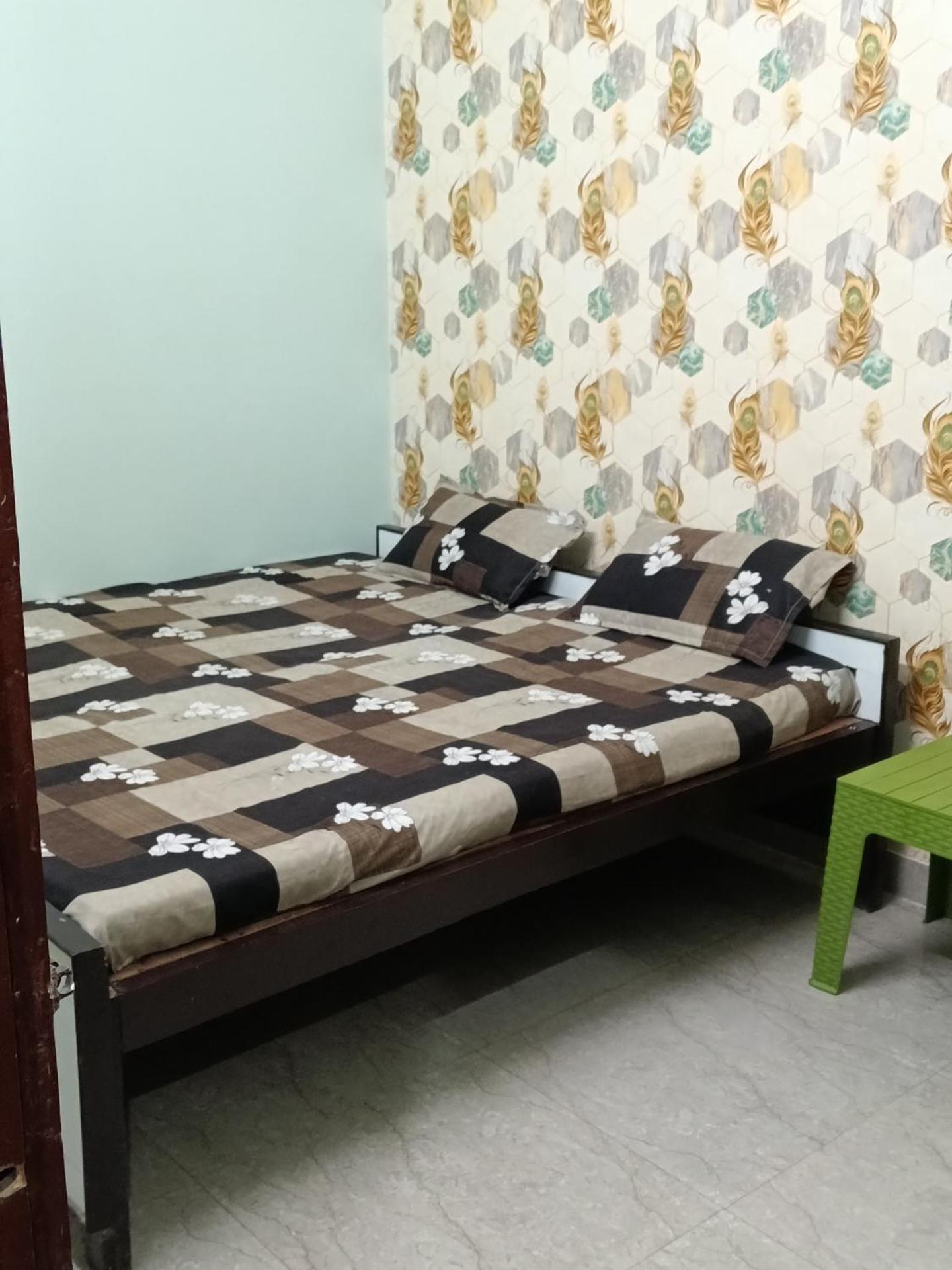 Double Room - Photo 7