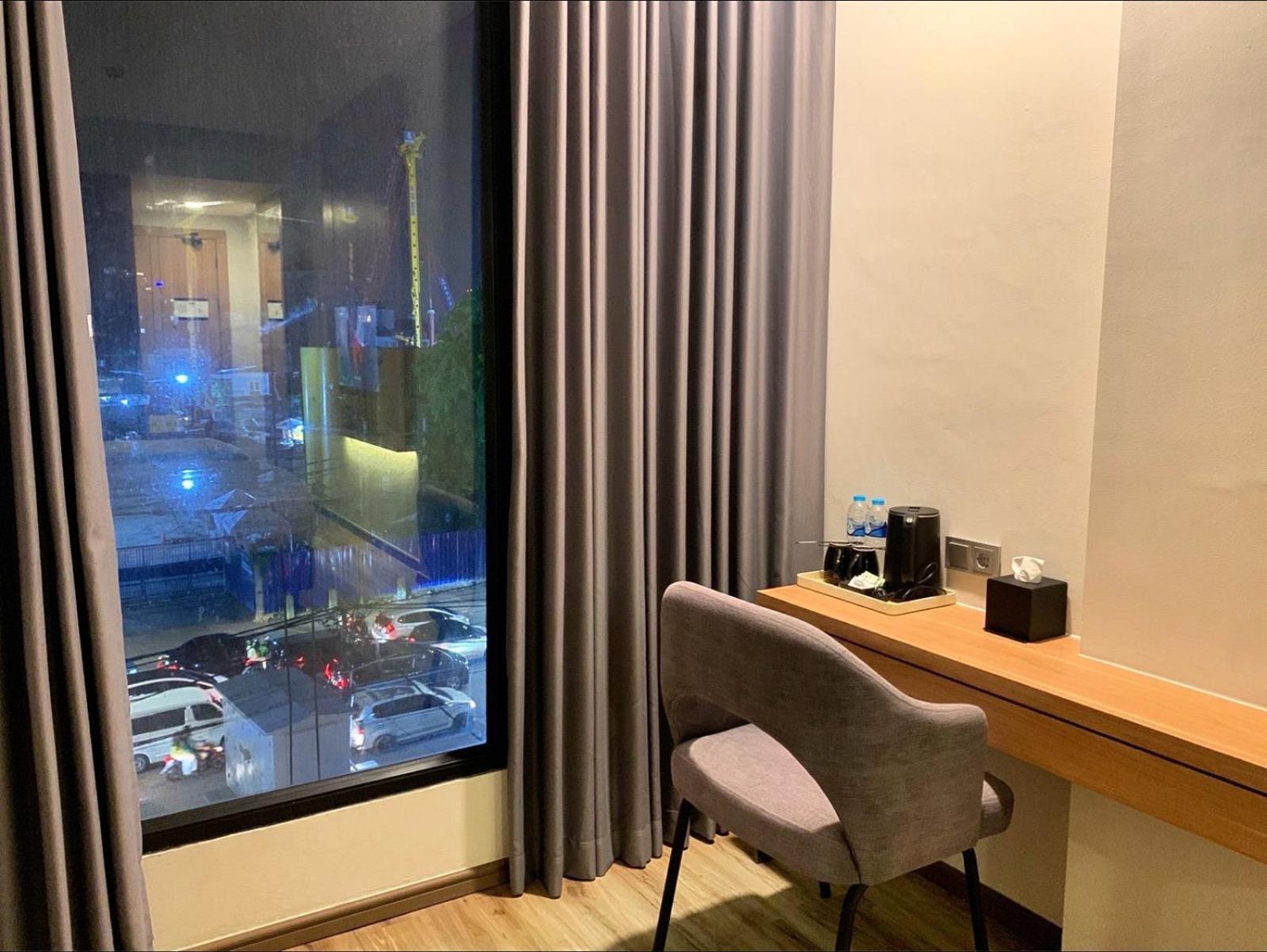 Superior King Room - Photo 4