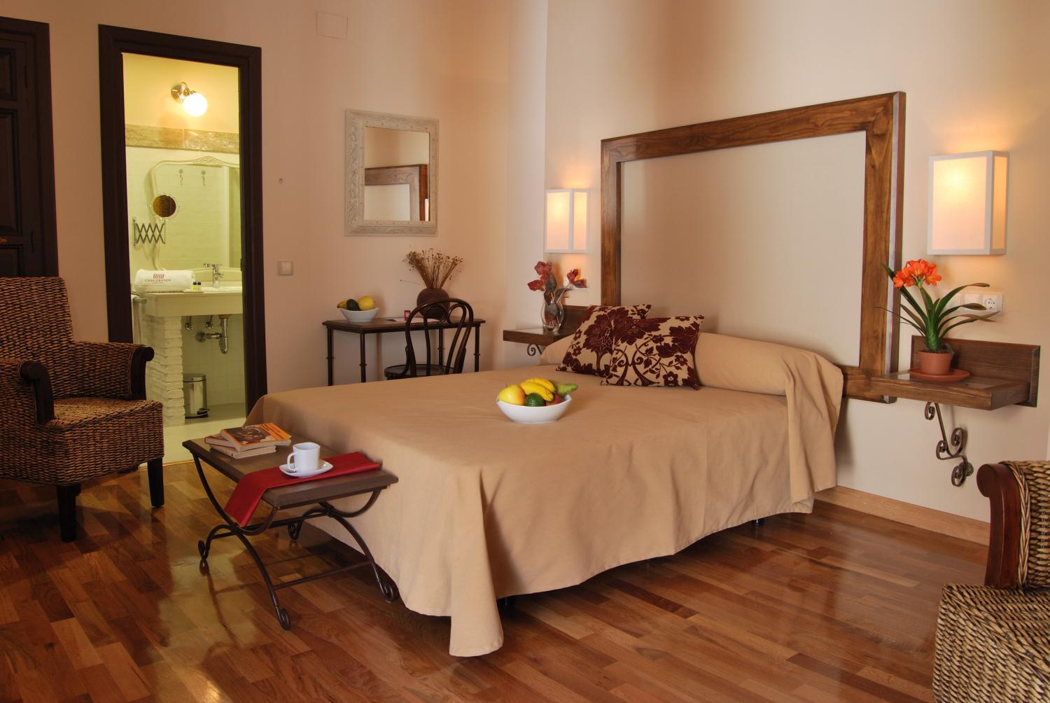 Superior Double Room - Photo 11