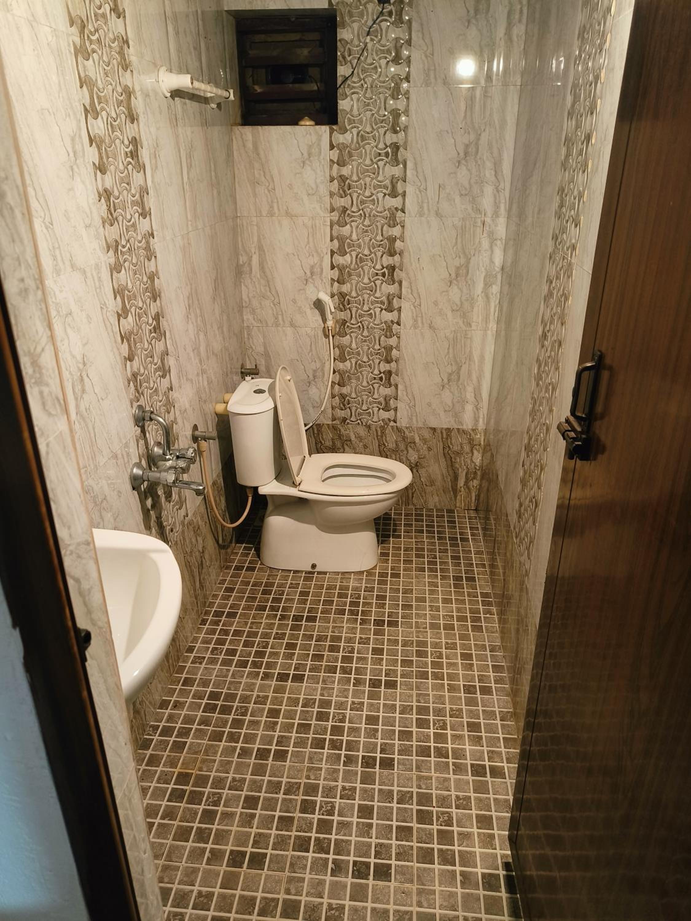 Budget Double Room photo 2