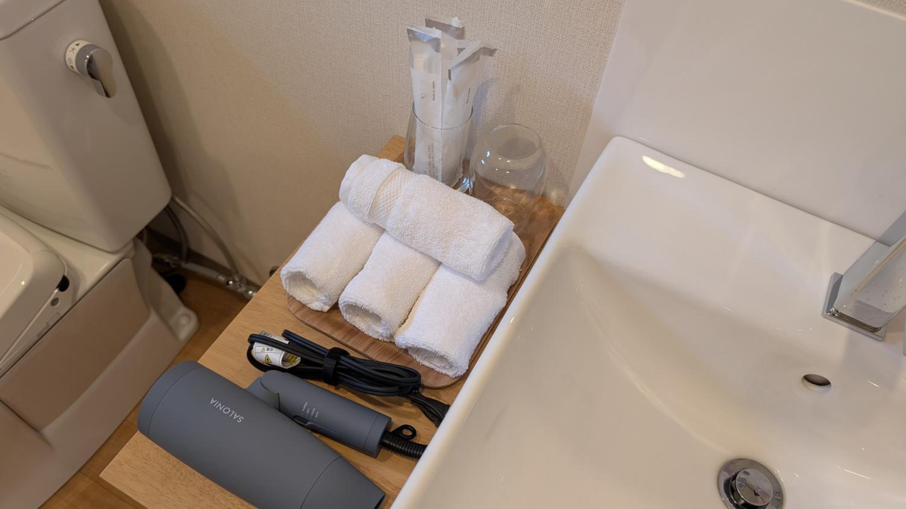 Suite with Balcony - Photo 21