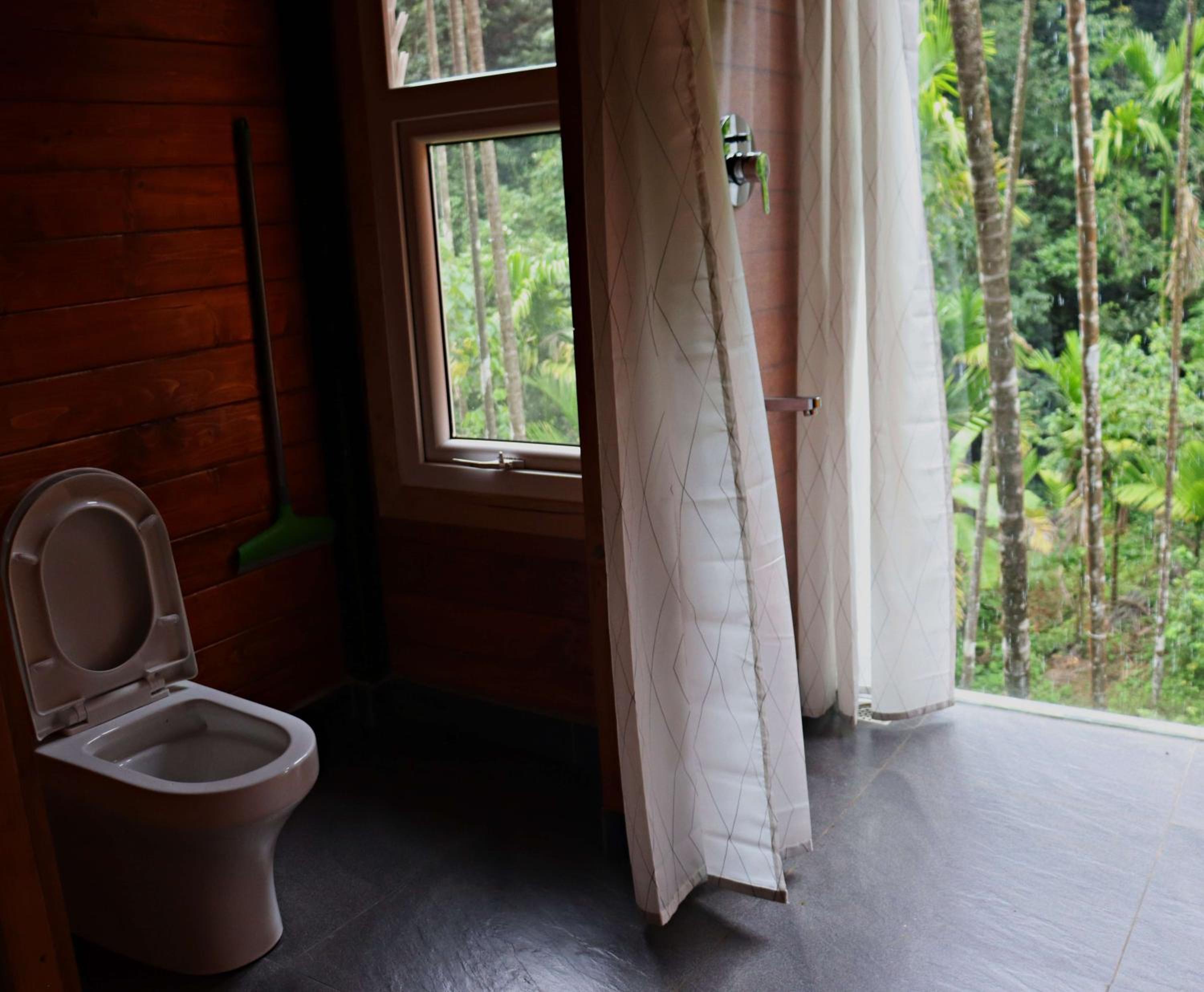 Double Or Twin Room With Balcony photo 3