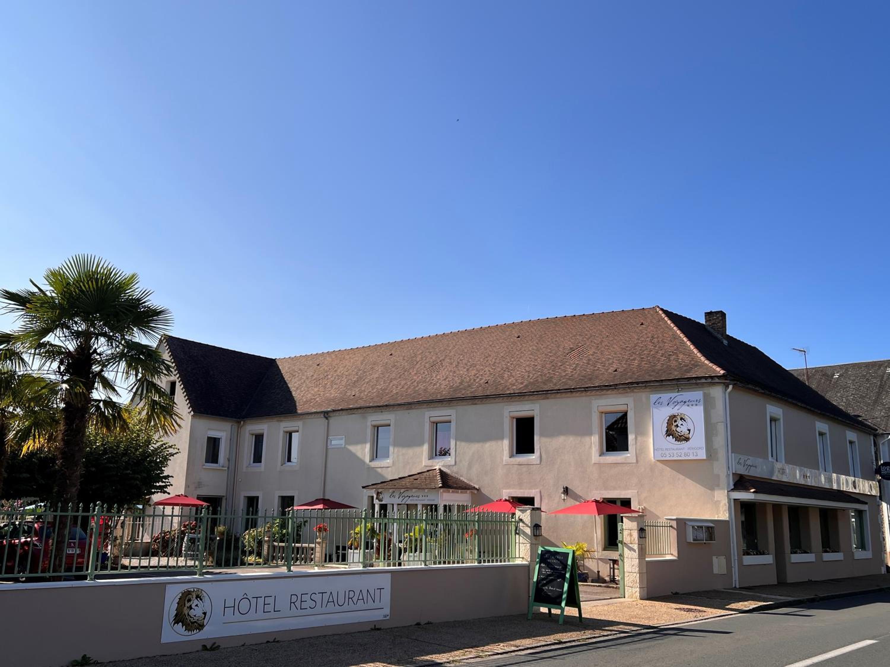 Logis Hôtel-Restaurant Les Voyageurs, 사진 2