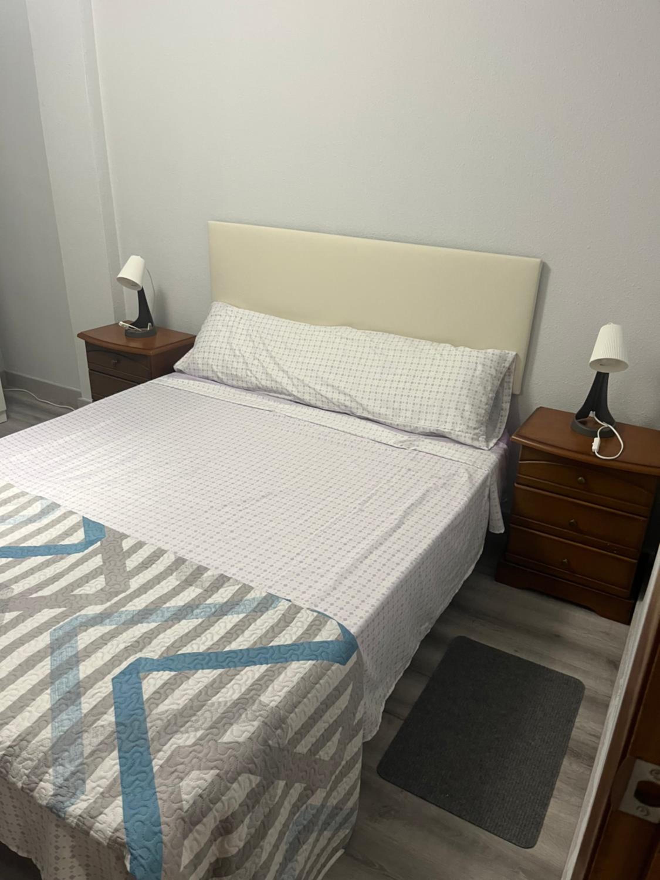 Single Room photo 2