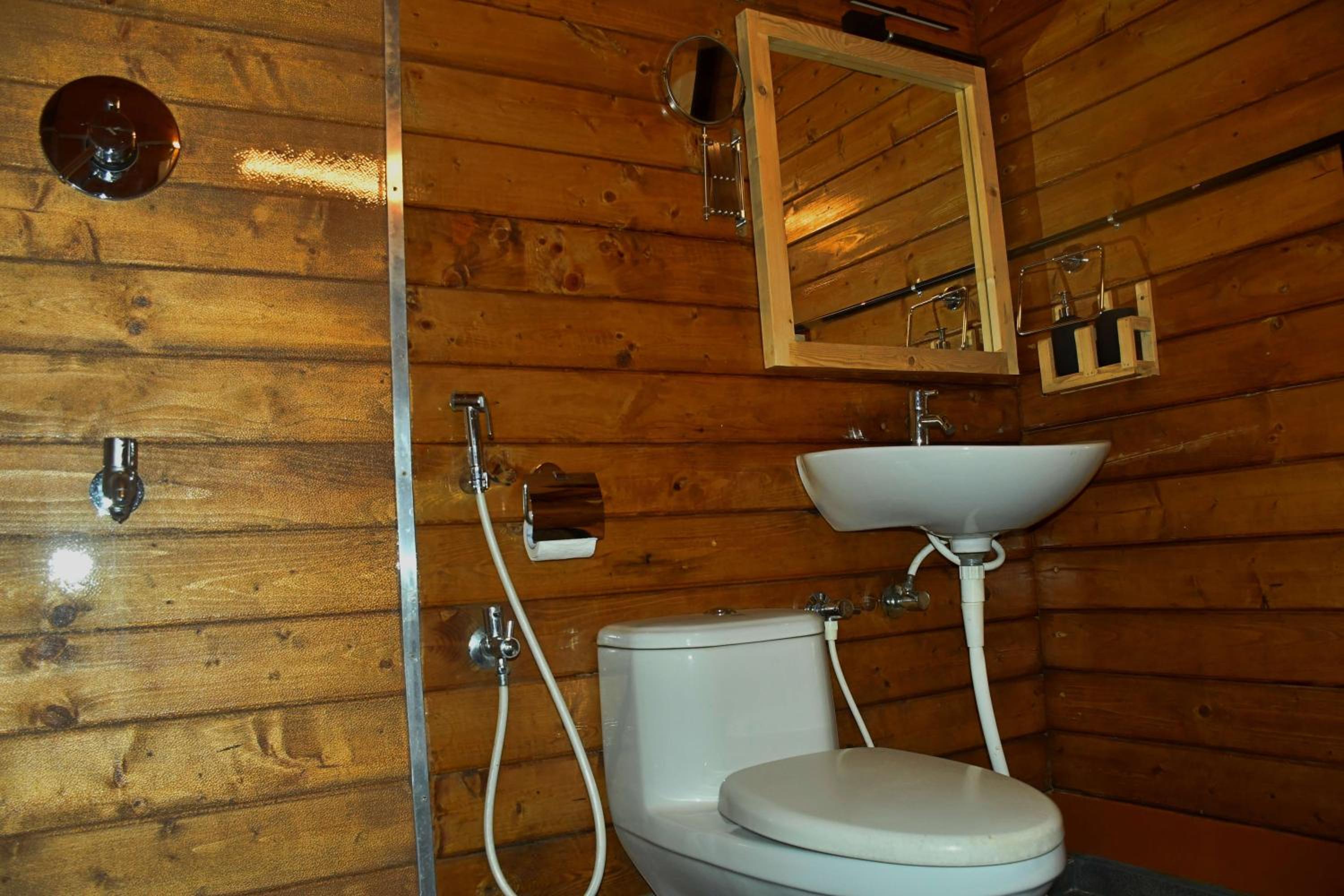 Deluxe Family Suite photo 2