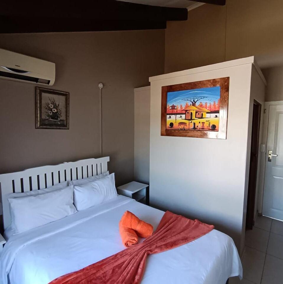 Standard Twin Room photo 1