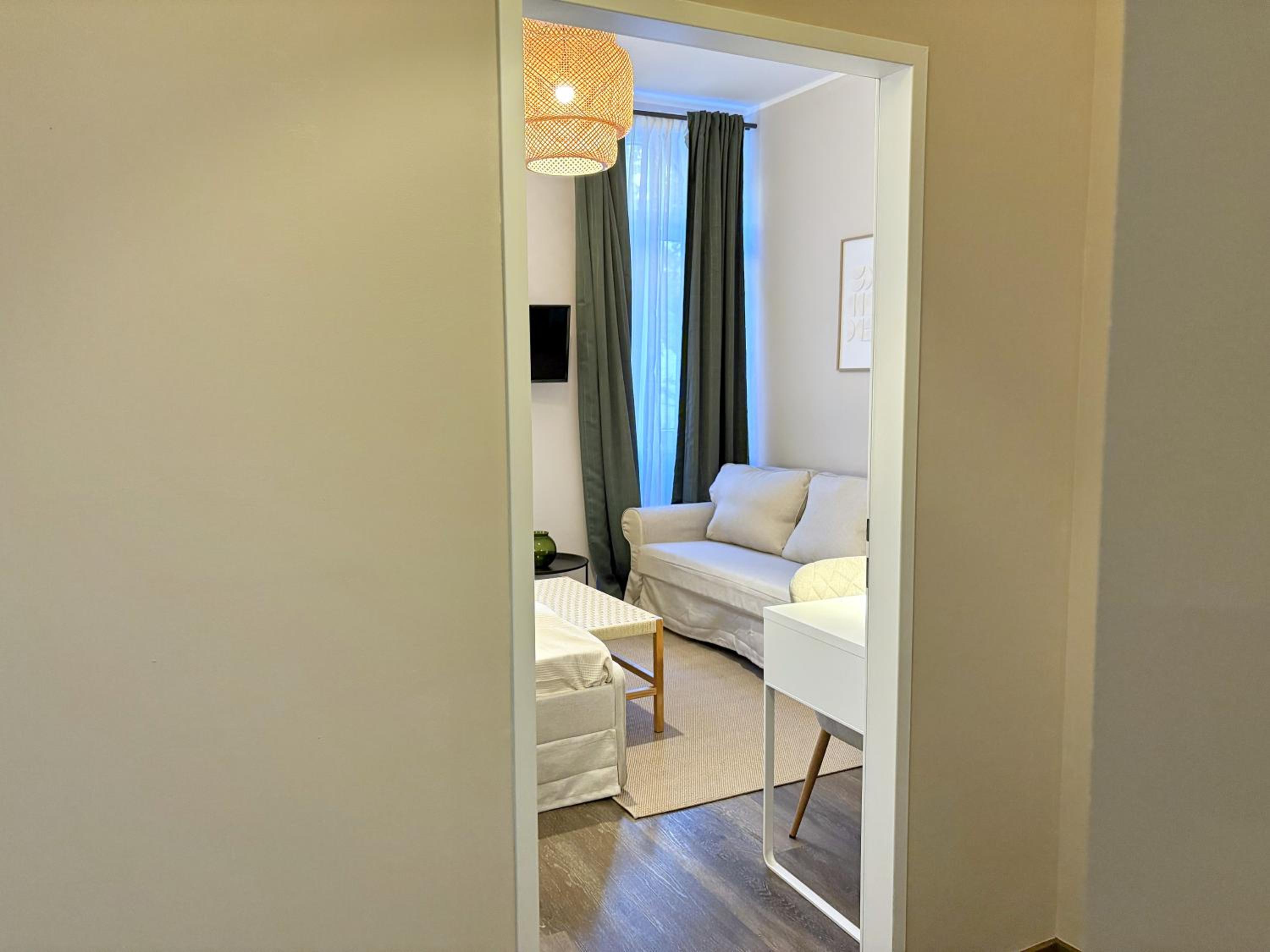 Balkon I Close to S-Bahn I 5 Minutes to Mall, Photo 48
