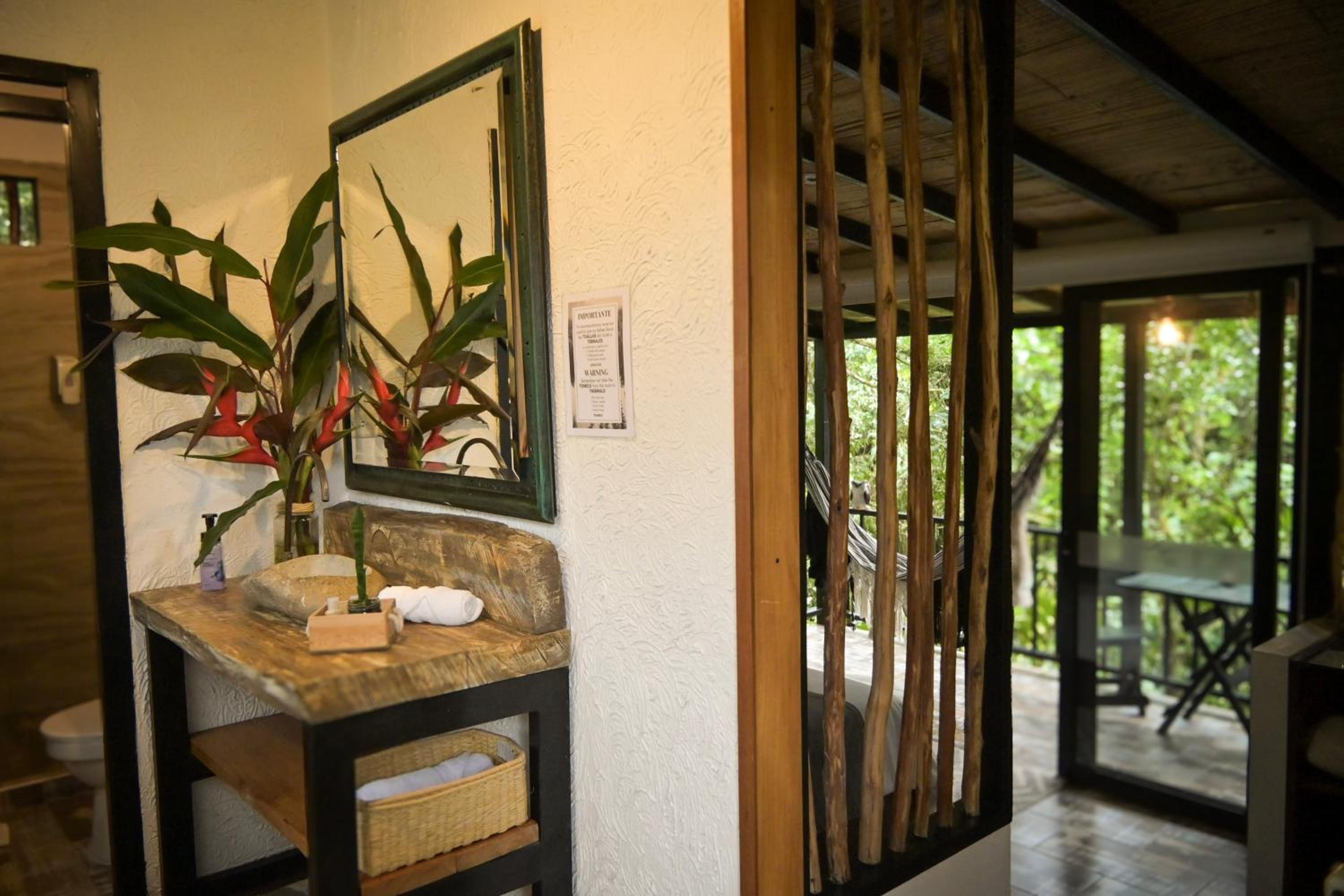 Bungalow - Water Front  photo 3