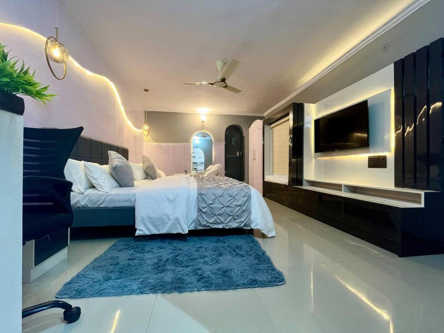 Family Suite with Balcony