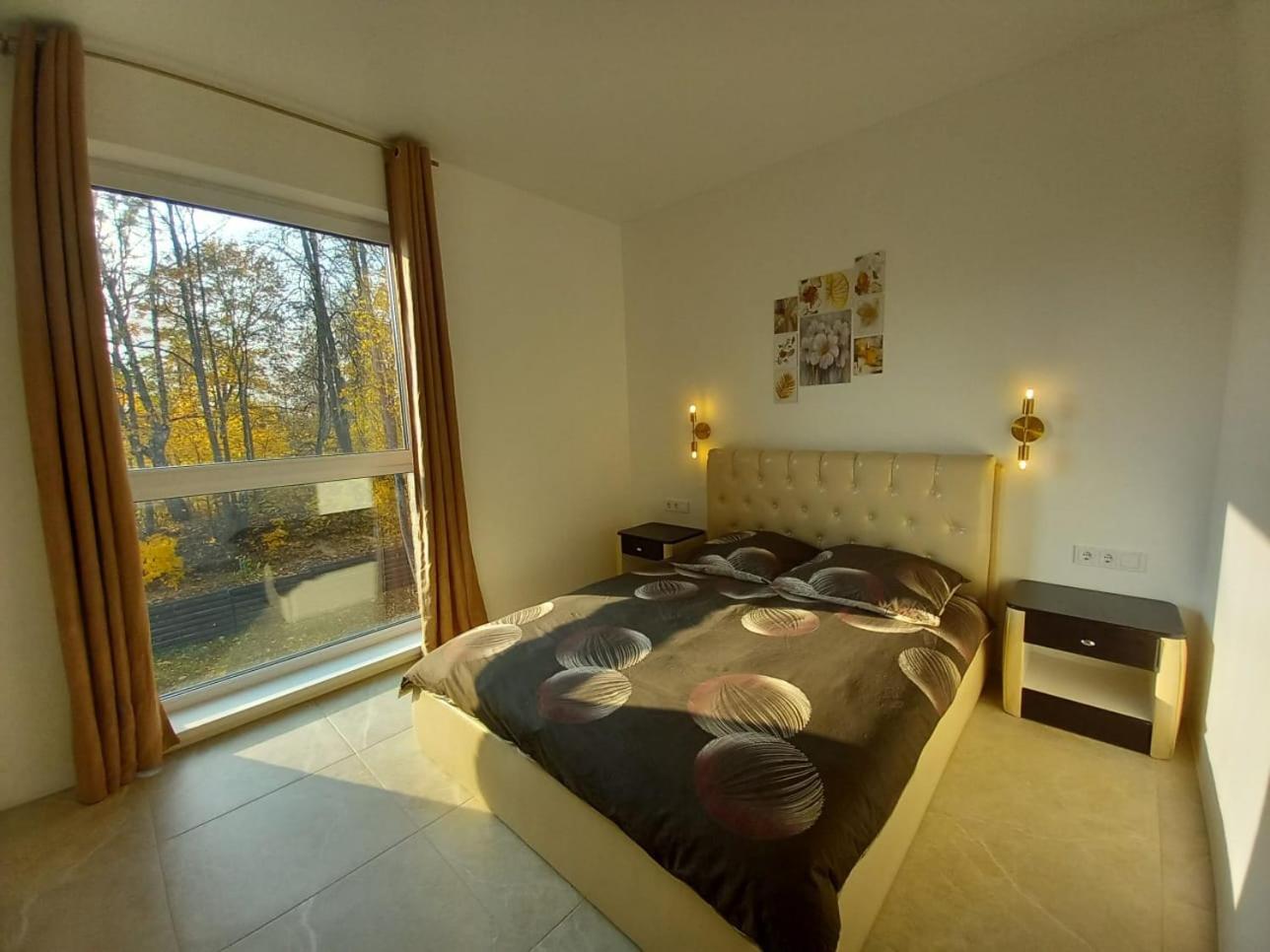 Two-Bedroom House photo 3