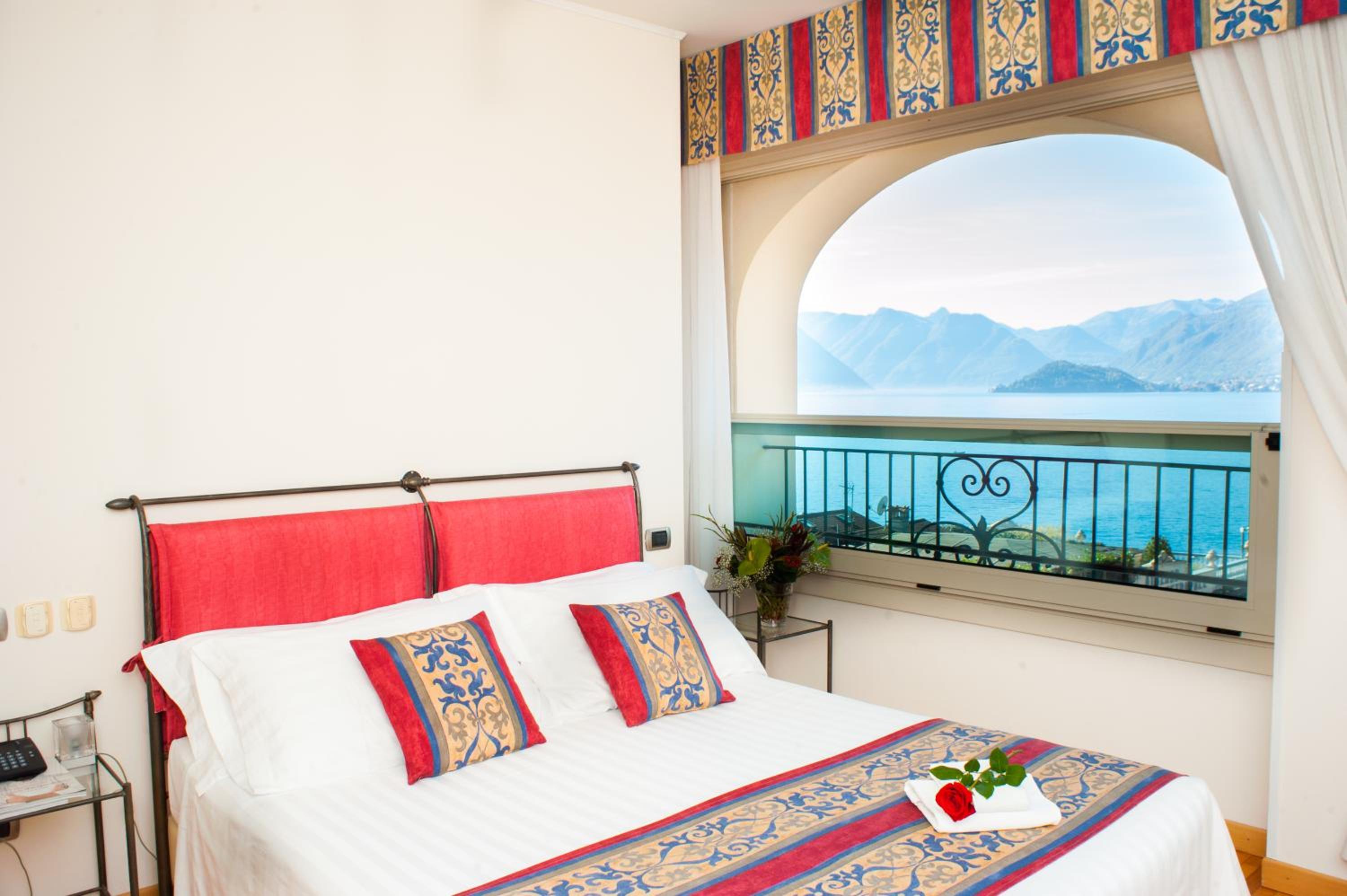 Superior Double Room with Lake View