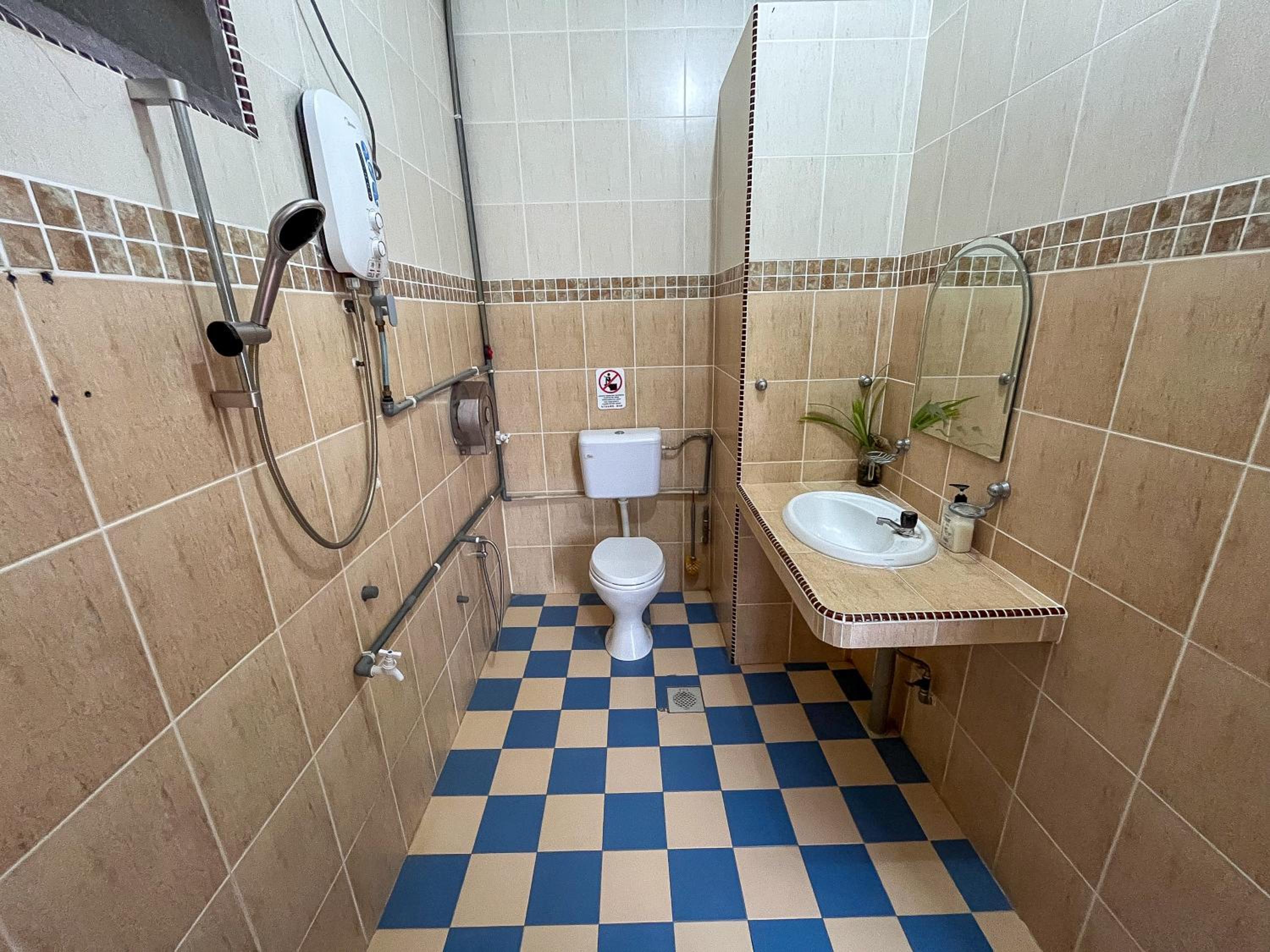 Deluxe Family Suite photo 2