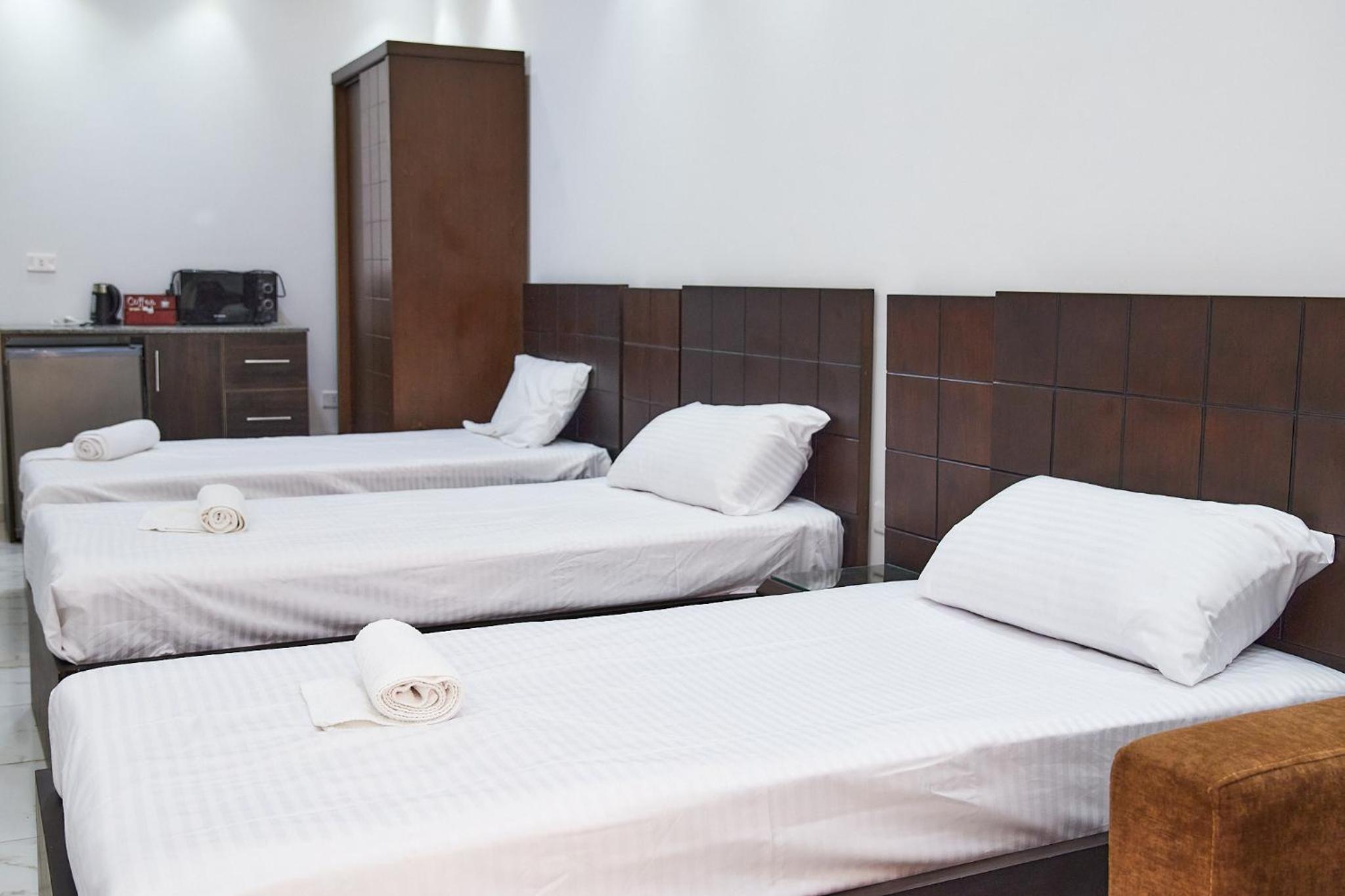 Deluxe Triple Room With Sea View