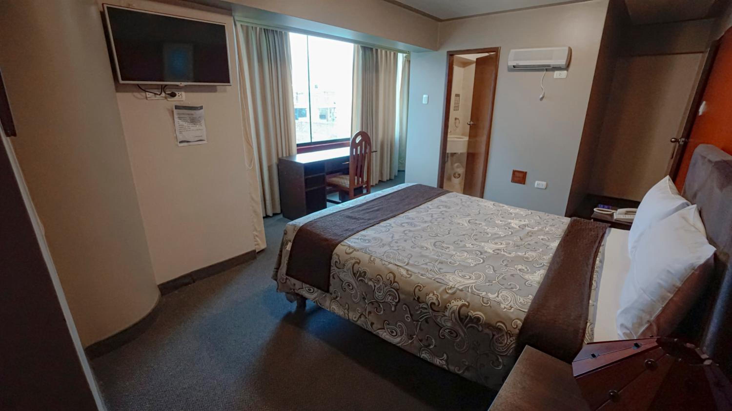 Single Room with Private Bathroom