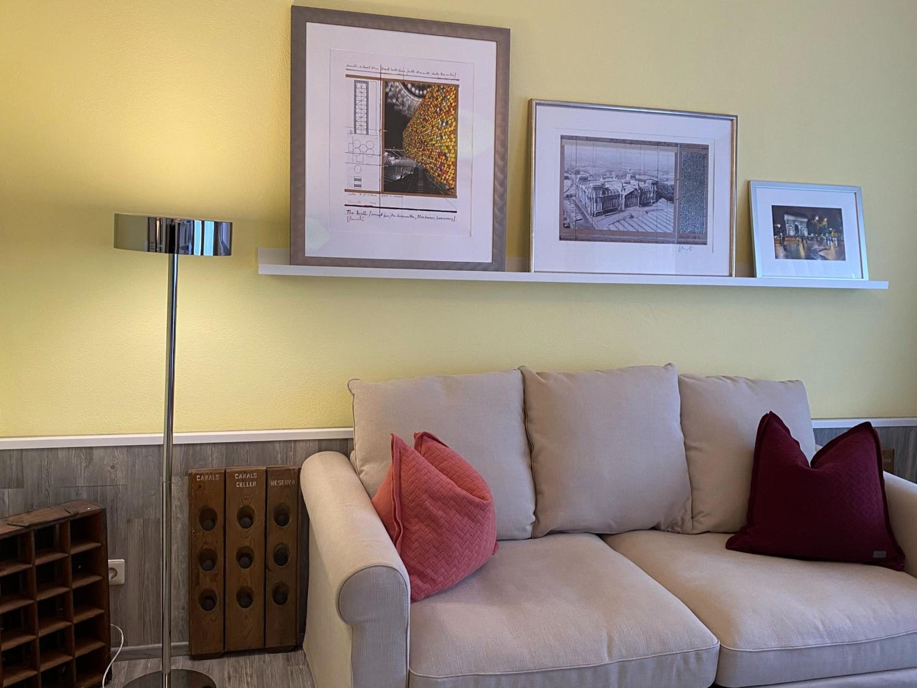 Apartment photo 1