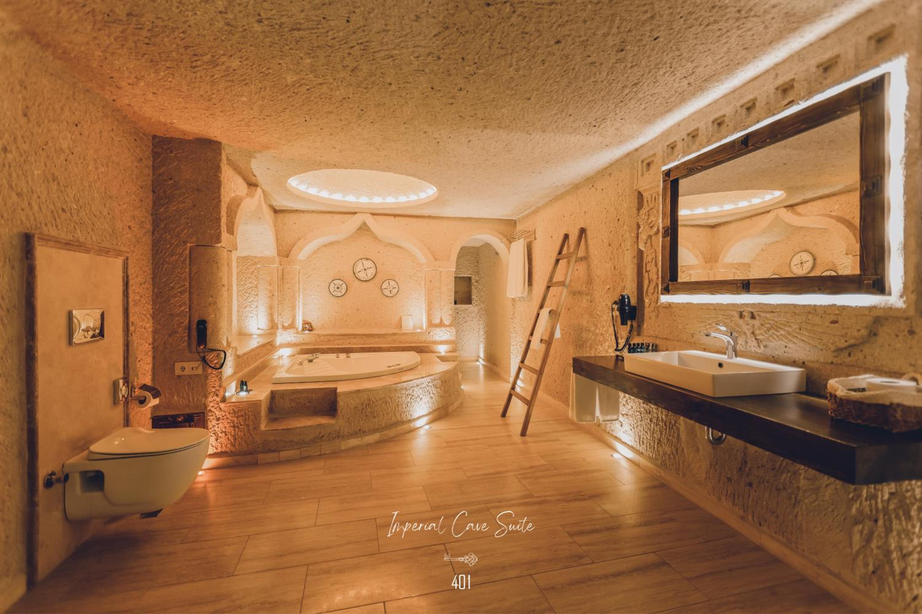 Imperial Cave Suite (Jacuzzi with Fire Place) - Photo 8