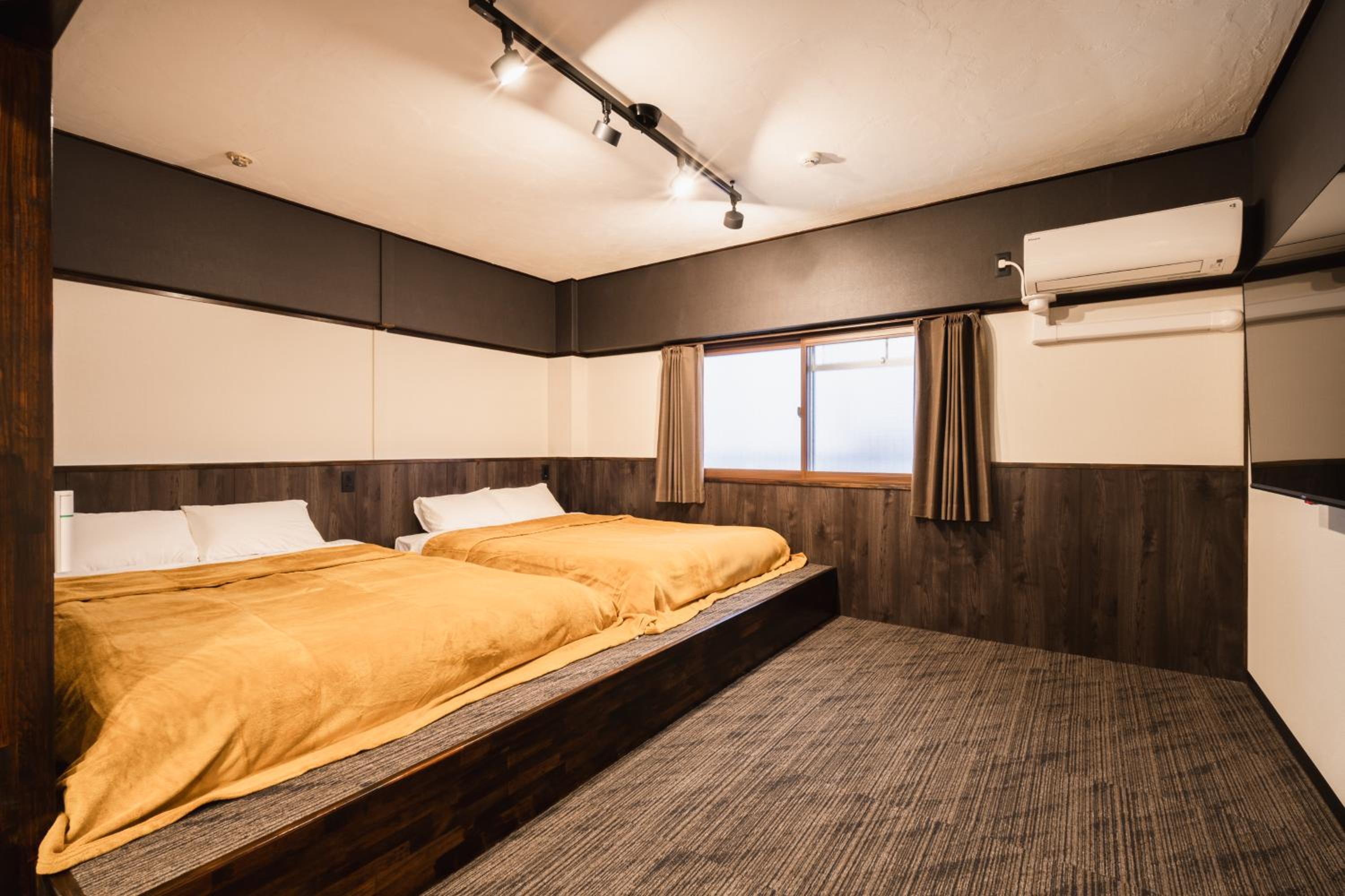 Deluxe Twin Room - Photo 8