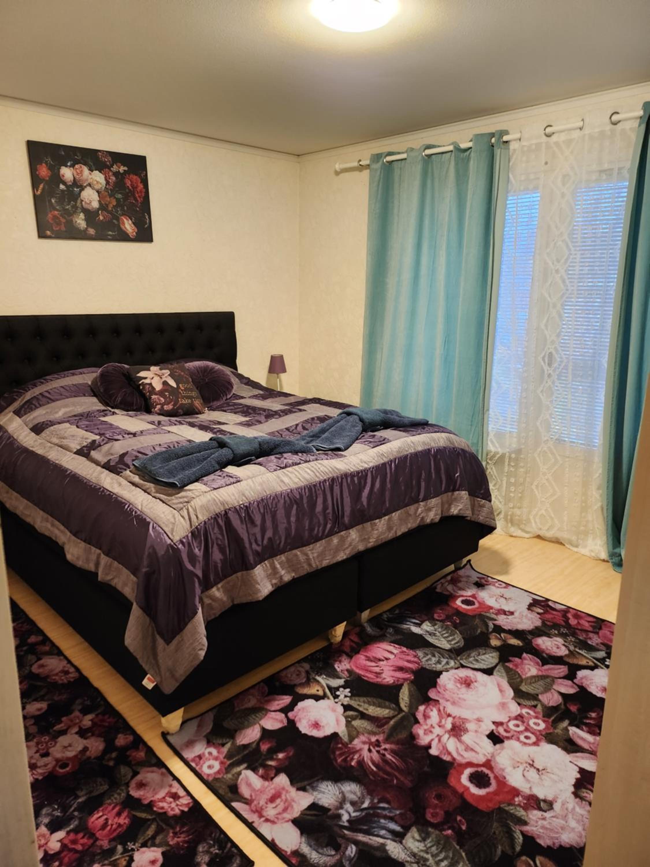 Three-Bedroom House photo 1