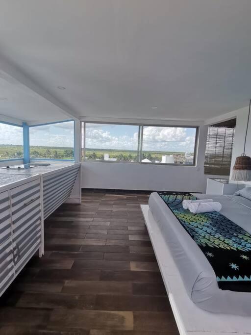 Studio with Sea View photo 1