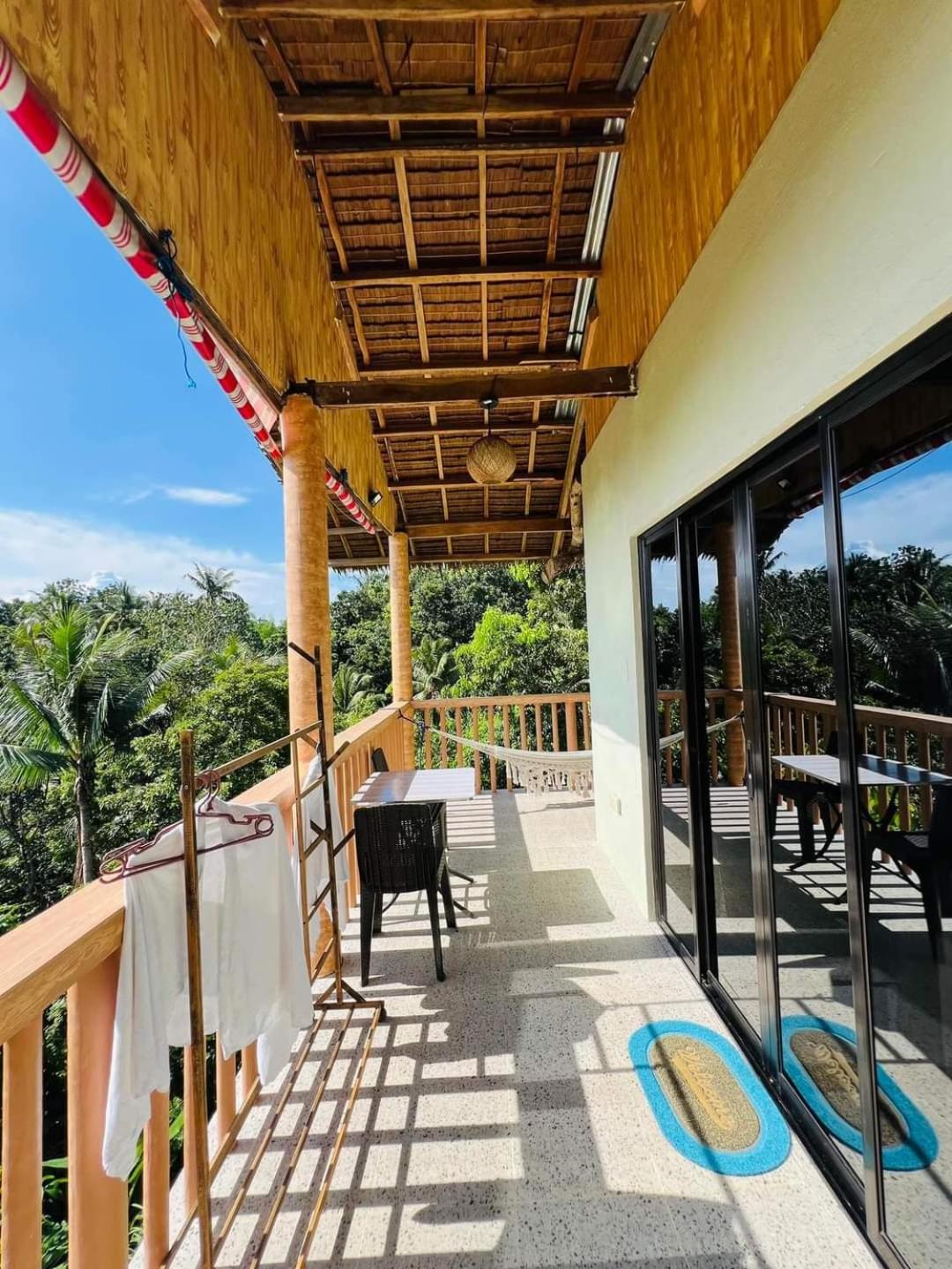 Bungalow with Sea View - Photo 6