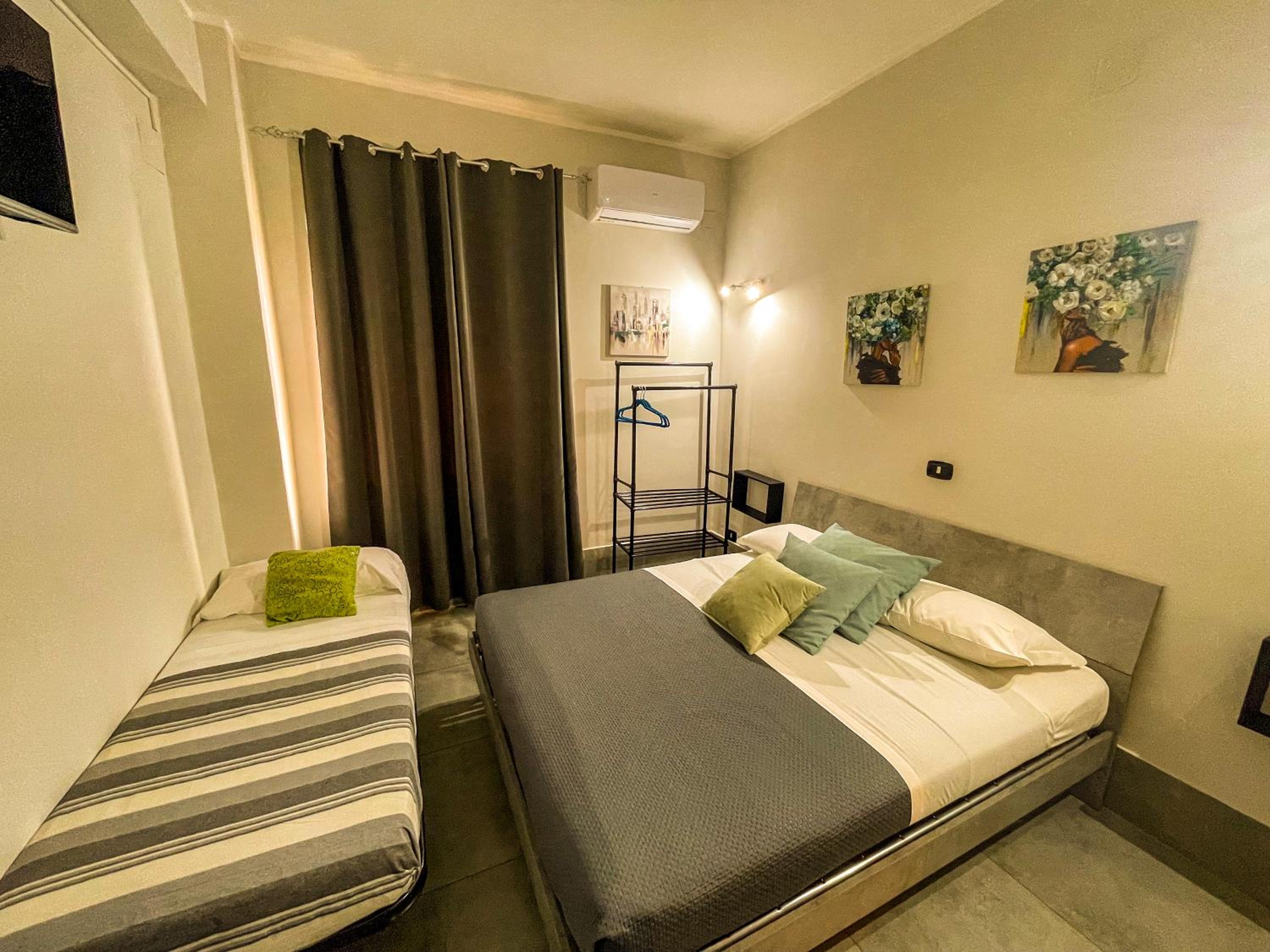 Double Room with Private External Bathroom photo 3