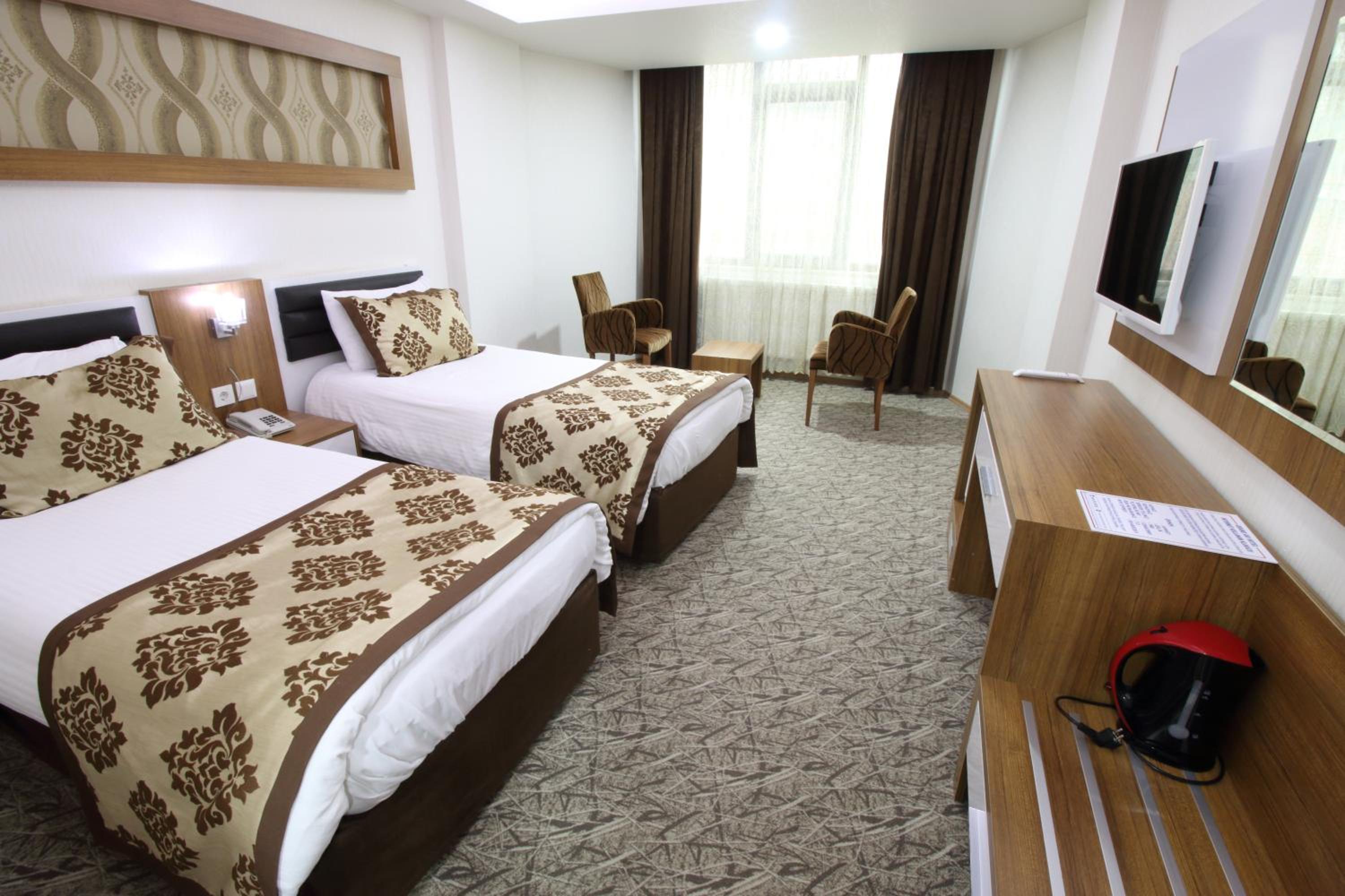 Standard Double or Twin Room photo 1